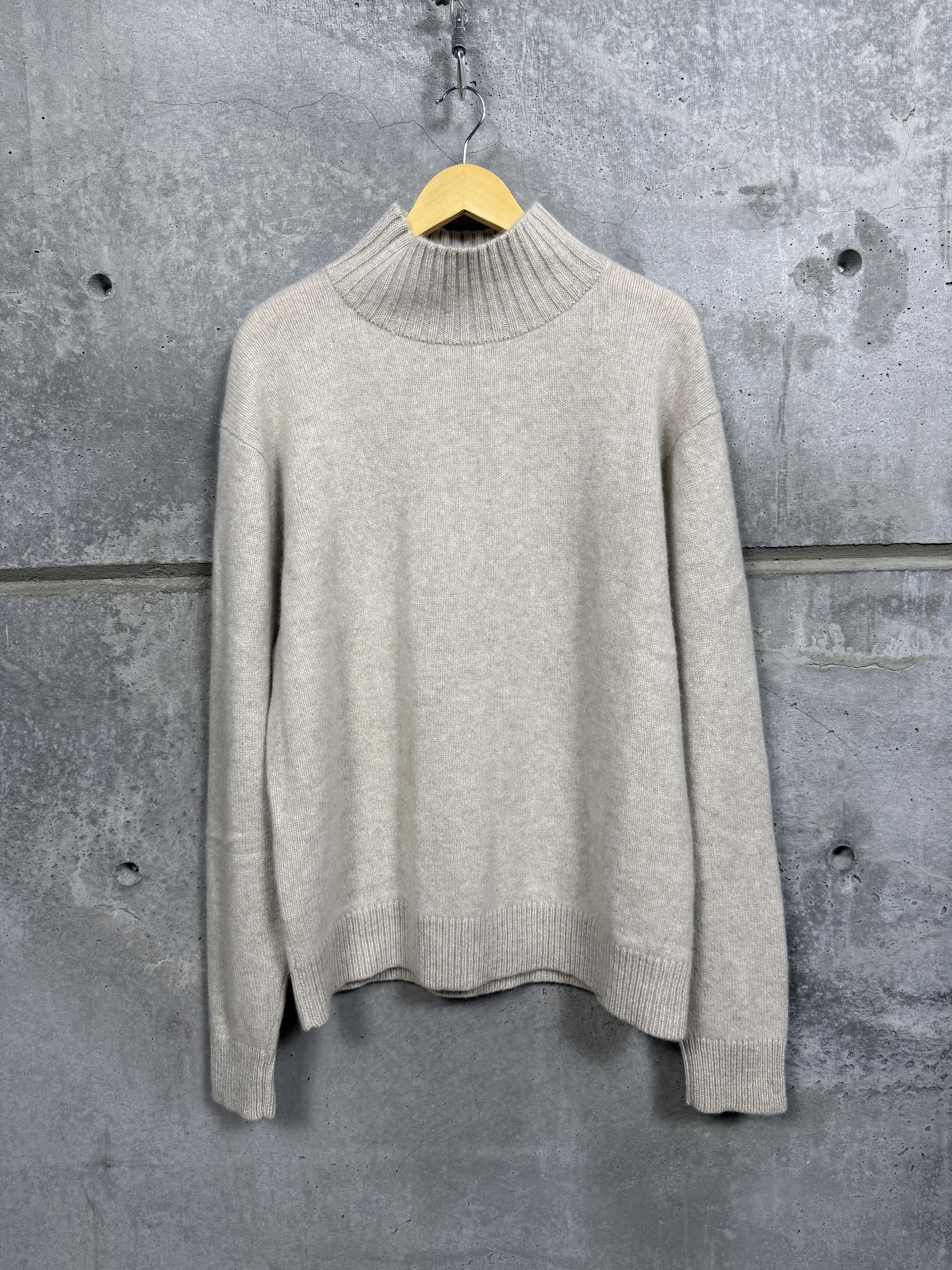 The Elder Statesman $1275 The Elder Statesman Relaxed Cashmere Turtleneck Size US L / EU 52-54 / 3 - 3 Thumbnail
