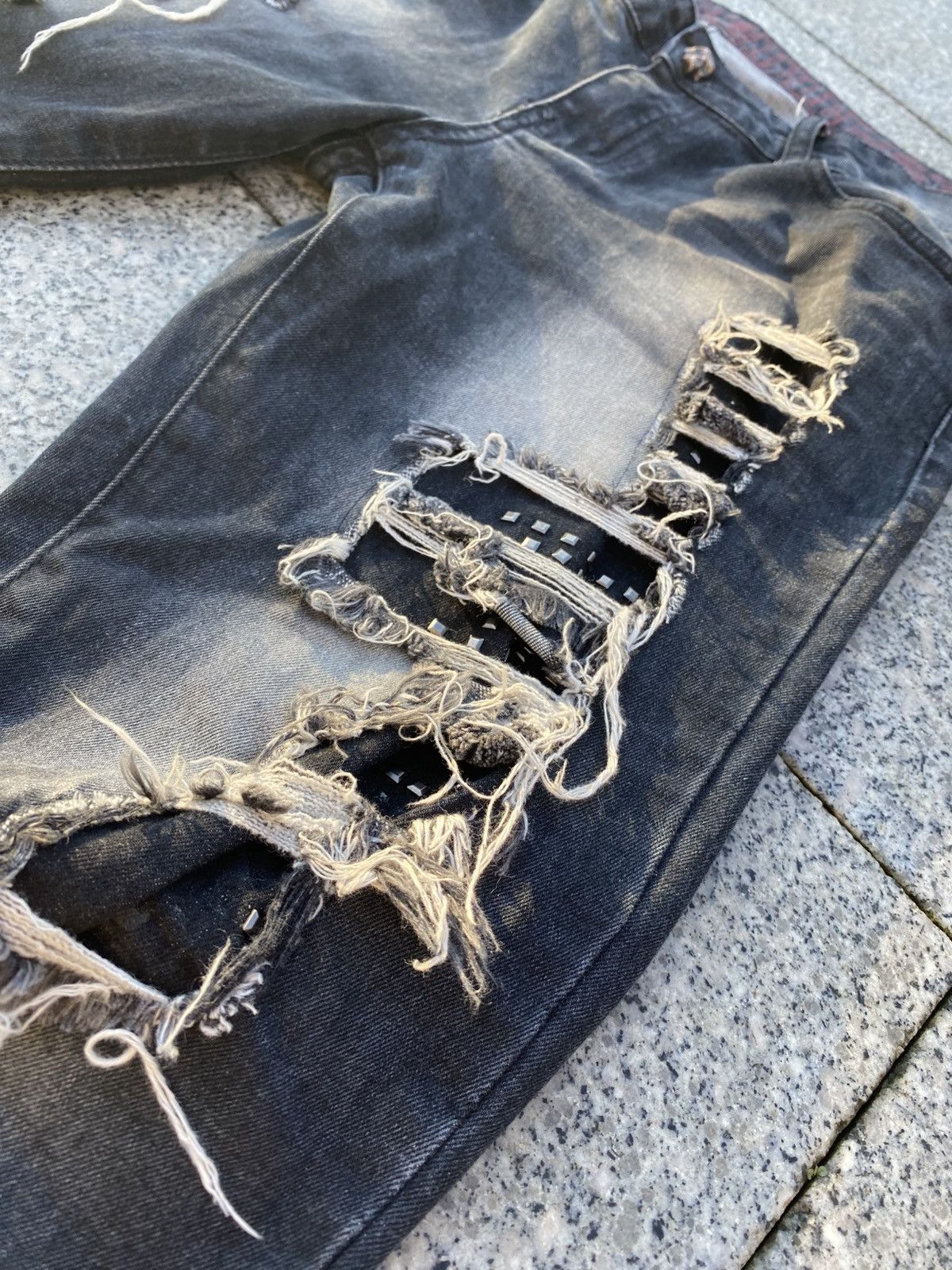 Vintage Black distressed jeans Size US 36 / EU 52 - 2 Thumbnail