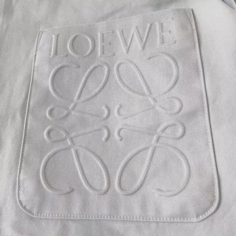 Loewe LOEWE Solid color front pocket Logo printed long sleeve sh Size L / US 10 / IT 46 - 3 Thumbnail