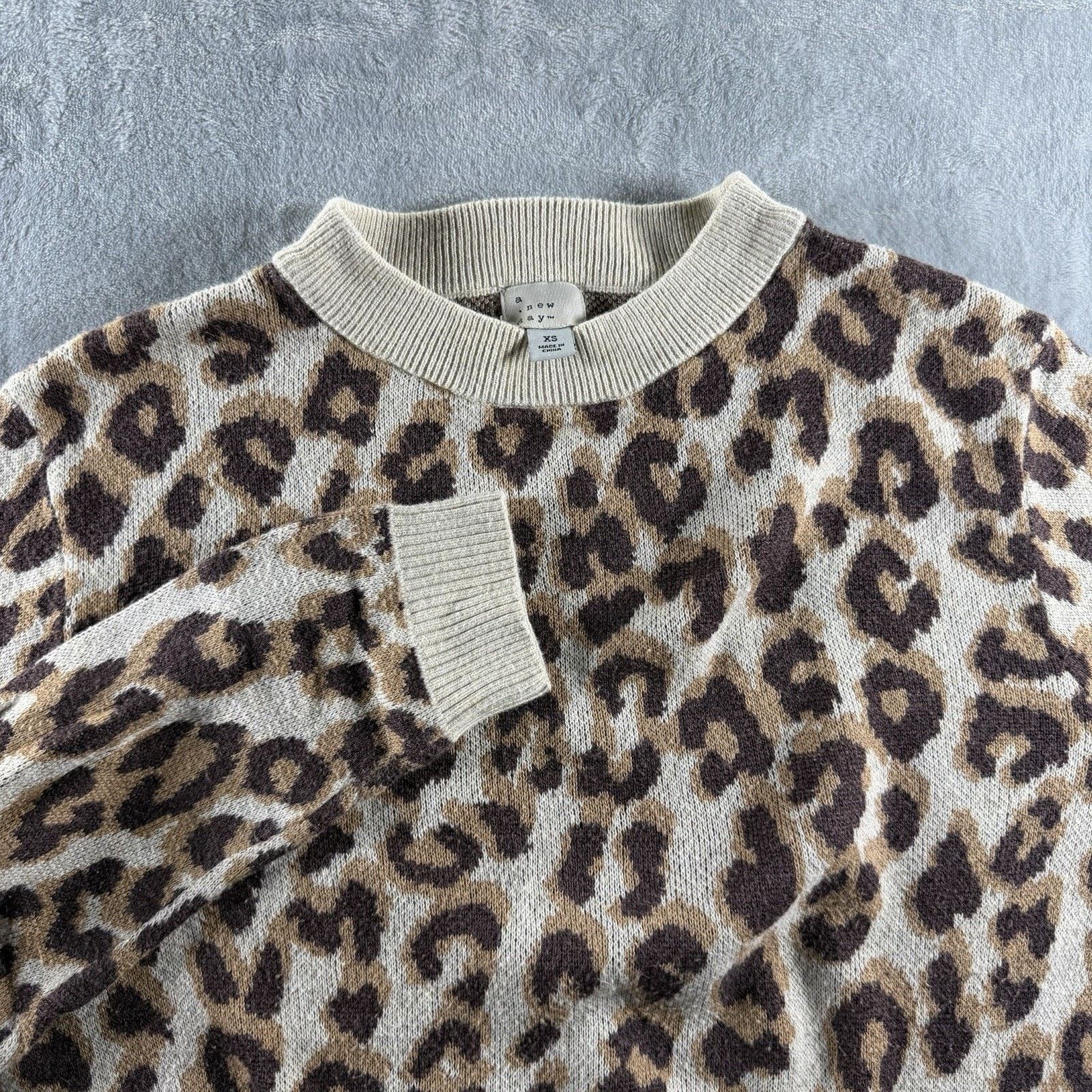 Other A New Day Cotton Blend Leopard Crewneck Sweater Relaxed Tan Size XS / US 0-2 / IT 36-38 - 1 Thumbnail