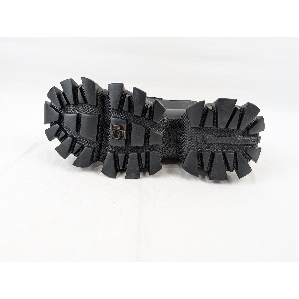 Prada o1rshd1 Rubber Knit Sneakers in Nero 9.5 US Size US 9.5 / EU 42-43 - 11 Thumbnail