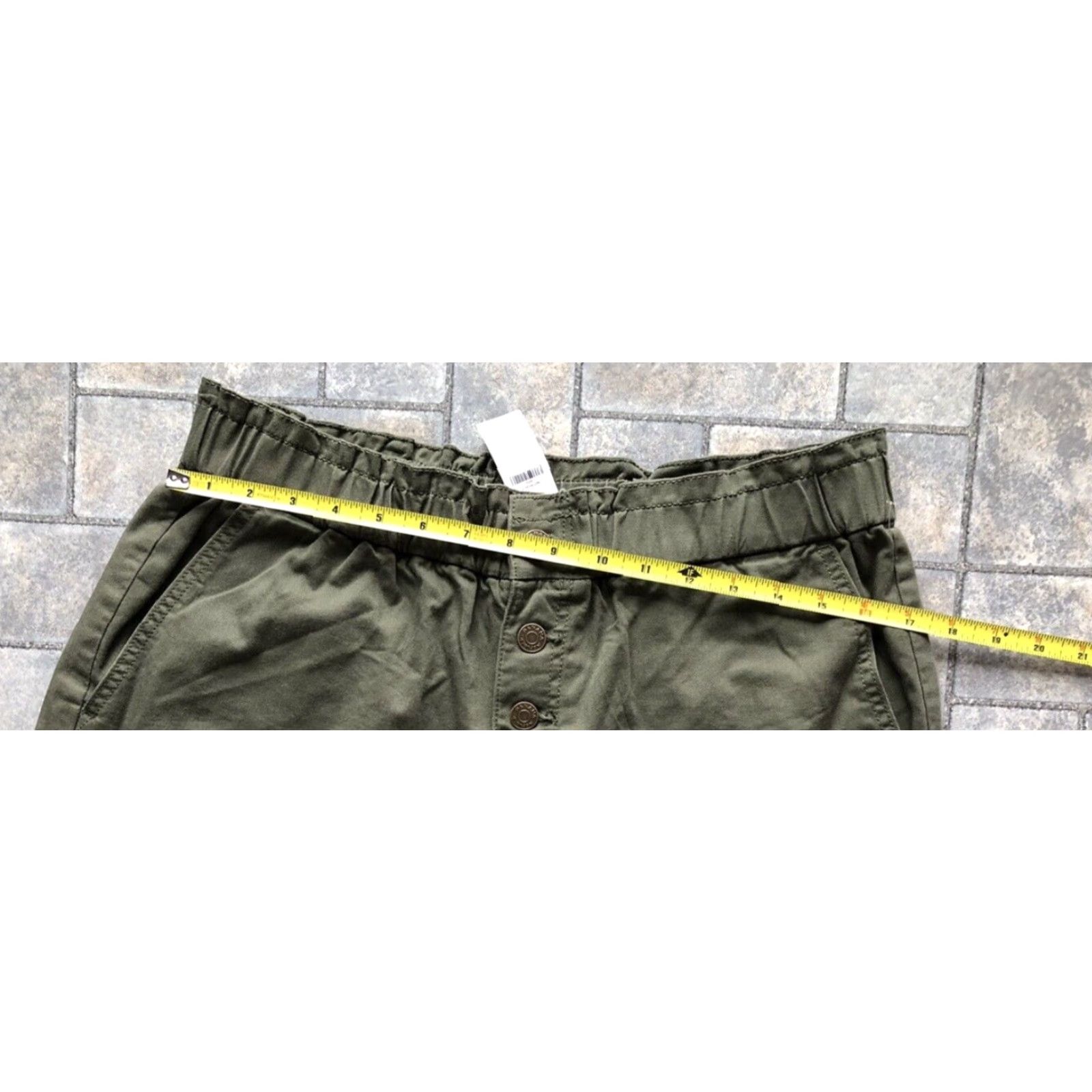 Banana Republic VINTAGE Banana Republic Shorts Women's 12 Green Cotton Spandex Viscose Button Pockets 90s Hipster Preppy Designer Outdoor Summer Fall Spring Womens Size 34" / US 12 / IT 48 - 4 Thumbnail