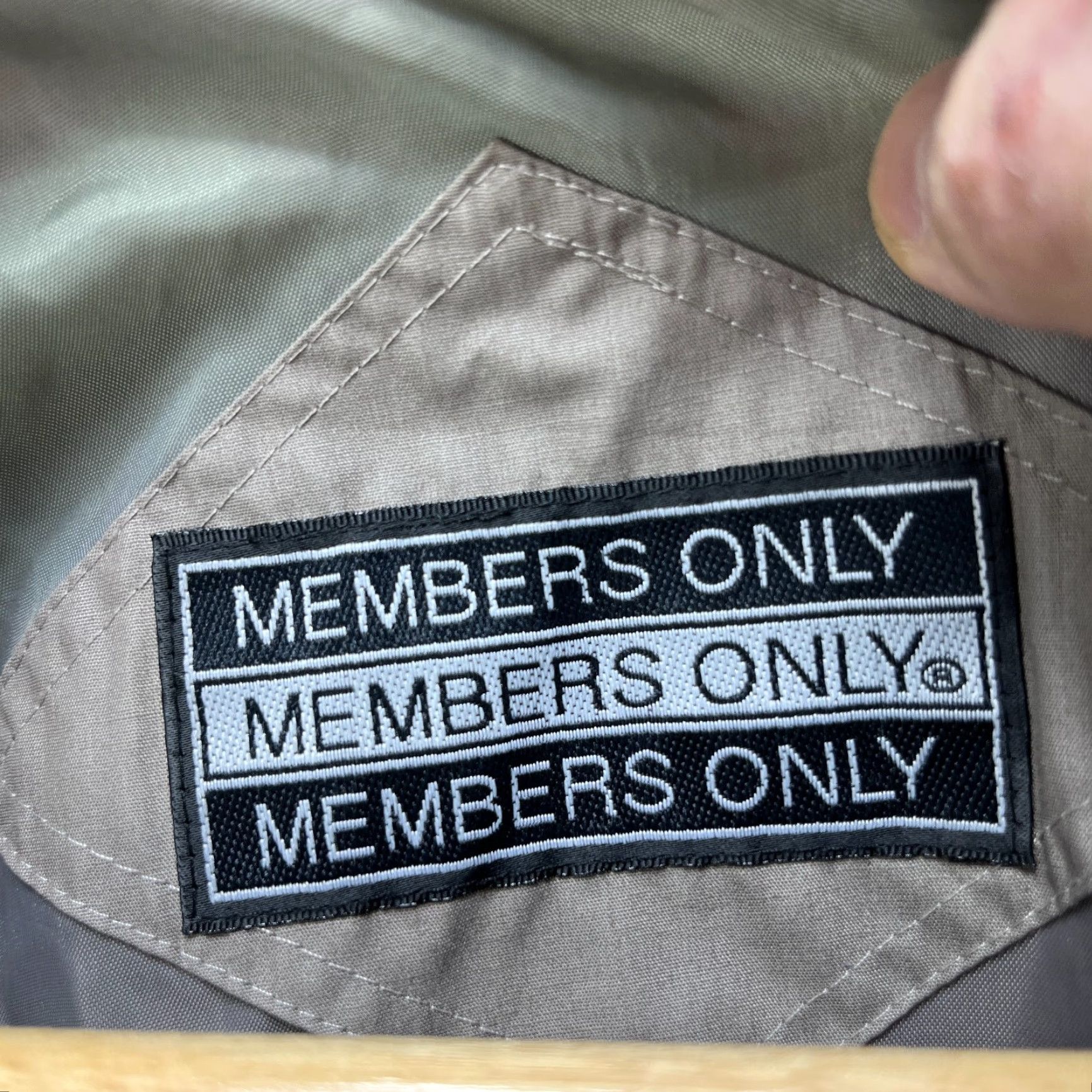 Members Only VINTAGE Members Only Jacket Windbreaker 90s Mens L Beige Size US L / EU 52-54 / 3 - 4 Thumbnail