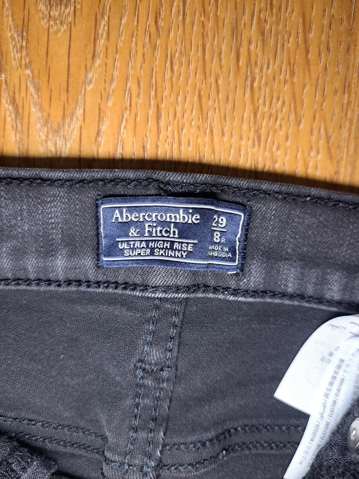 Abercrombie & Fitch Abercrombie & Fitch Jeans Womens 8R W29 Black High Rise Size 30" / US 8 / IT 44 - 2 Thumbnail