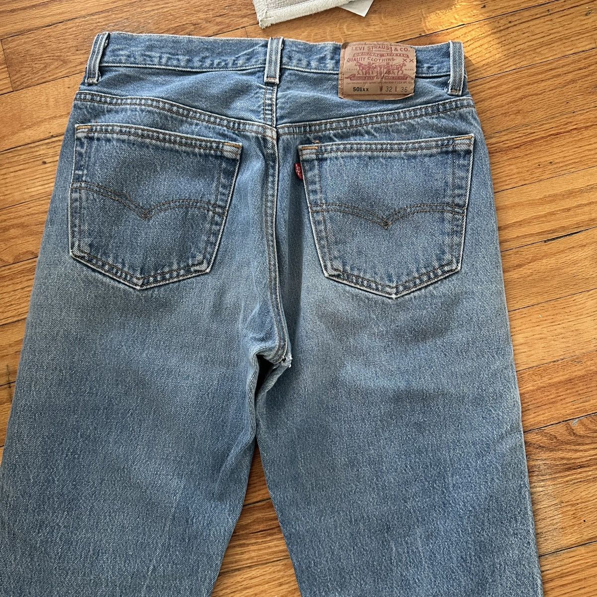 Levi's Vintage 90s Levi’s 501 Denim Jeans Original Fit Button Fly Size US 29 - 4 Thumbnail
