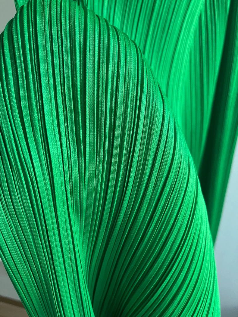 Issey Miyake Issey Miyake size:4 Green pleated kelp pants Size 22" - 3 Thumbnail