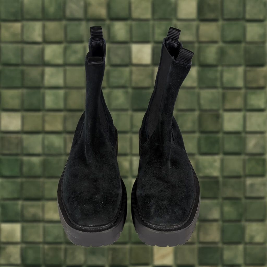 Sam Edelman Sam Edelman Boots Chelsea Jazmine Suede Black Size 7 Womens Size 7 M Chunky Lug Sole Ankle Pull On Block Heel Size US 7 / IT 37 - 1 Thumbnail