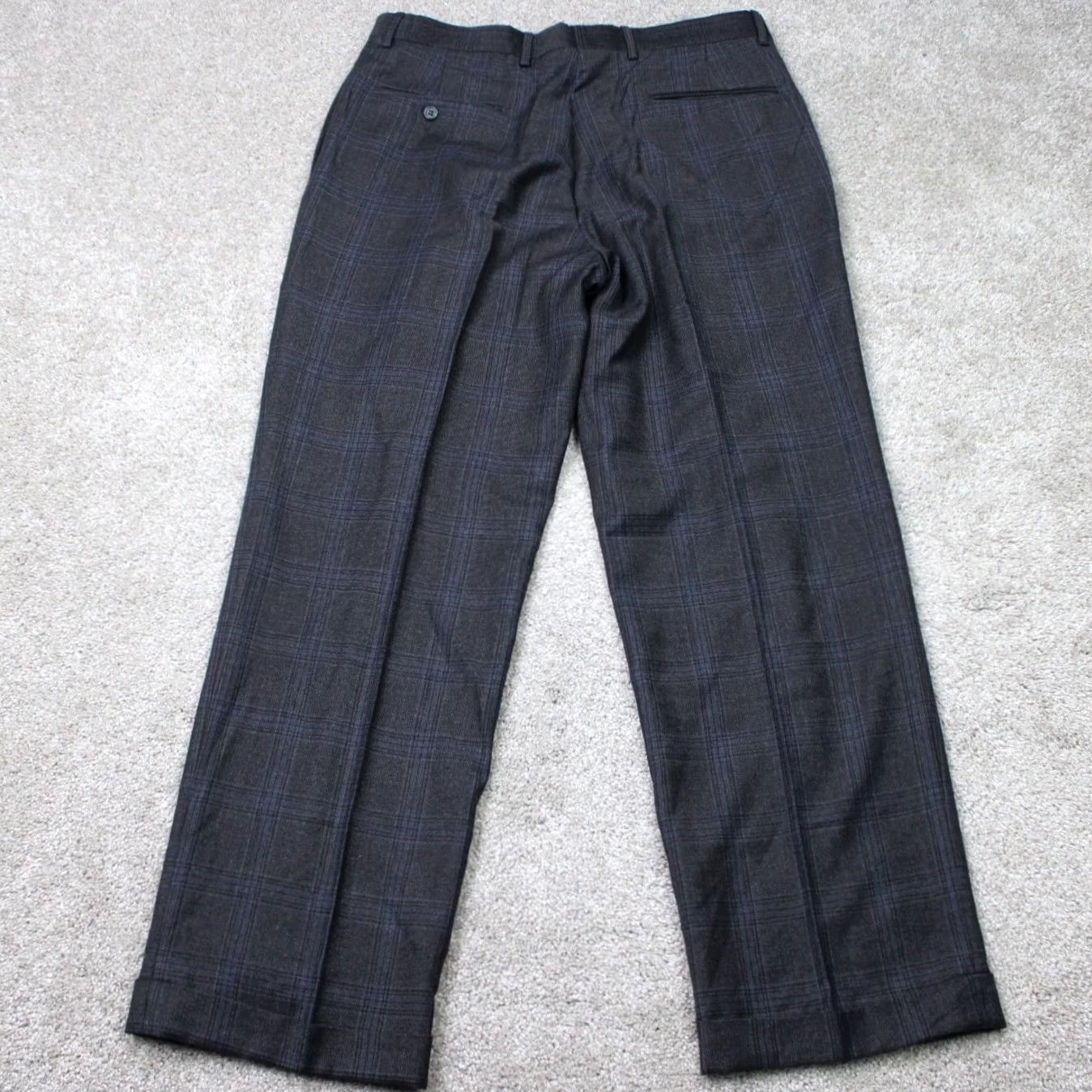 Jos. A. Bank Jos. A. Bank Pants Mens 34 Regular Gray Check 100% Wool Pleated Cuffed Dress Trousers Size US 34 / EU 50 - 5 Thumbnail