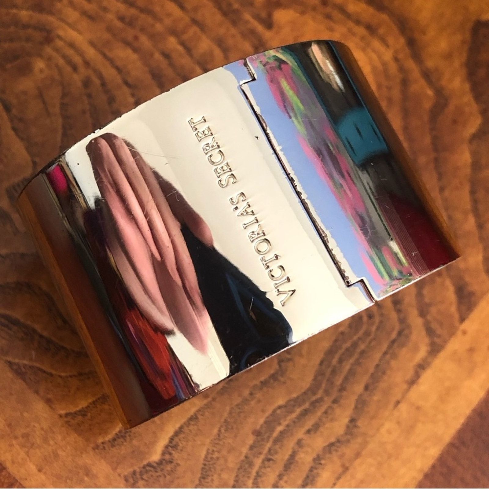 Victoria's Secret Victoria’s Secret gold plated mirror finish cuff bracelet Size ONE SIZE - 5 Thumbnail