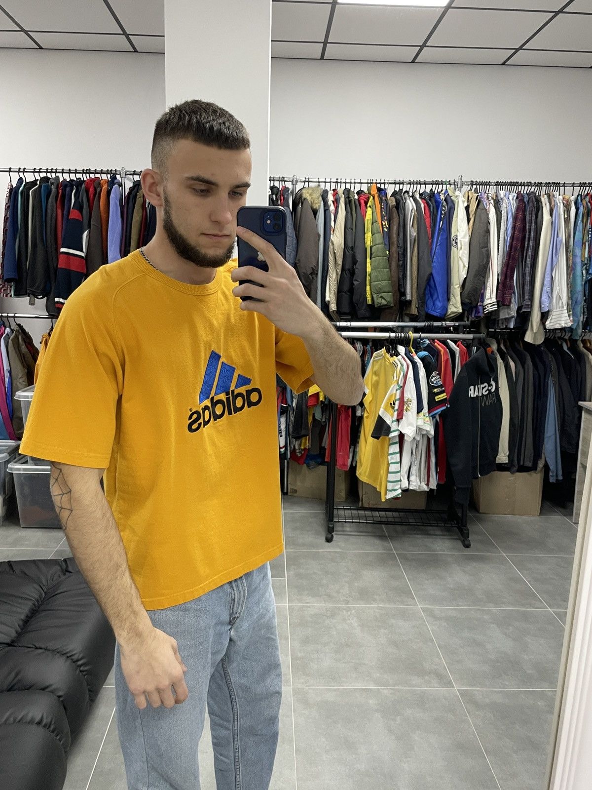 Adidas × Vintage Vintage Adidas T-Shirt Size M Size US M / EU 48-50 / 2 - 2 Thumbnail