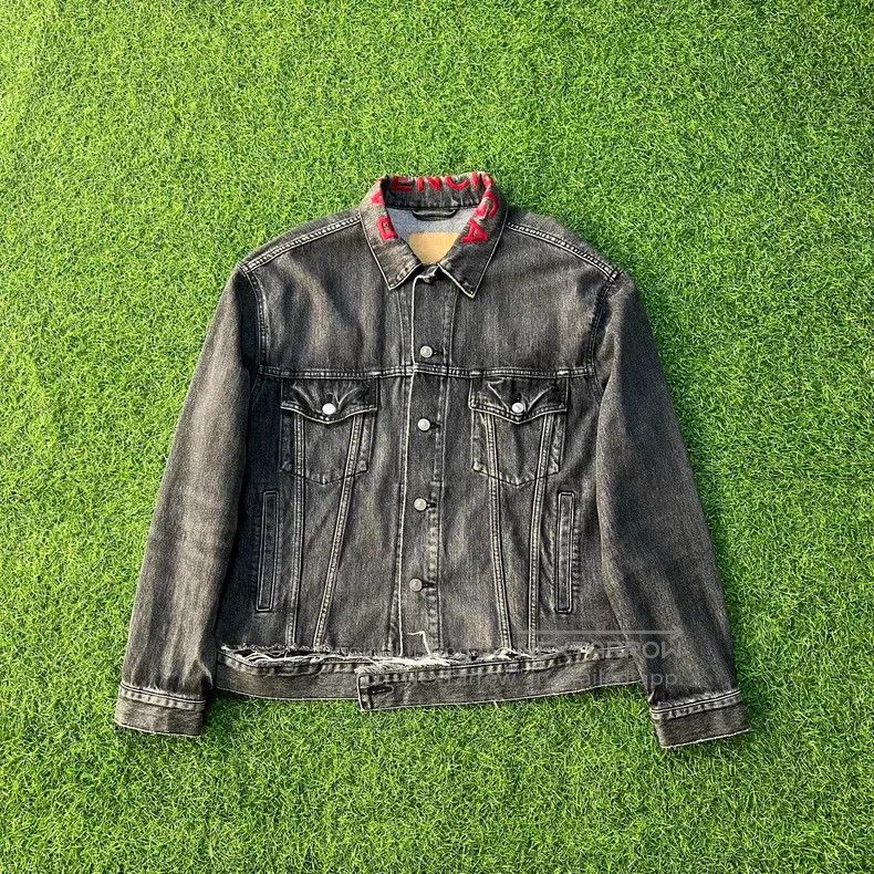 Balenciaga Balenciaga Denim jacket Size XS / US 0-2 / IT 36-38 - 1 Thumbnail