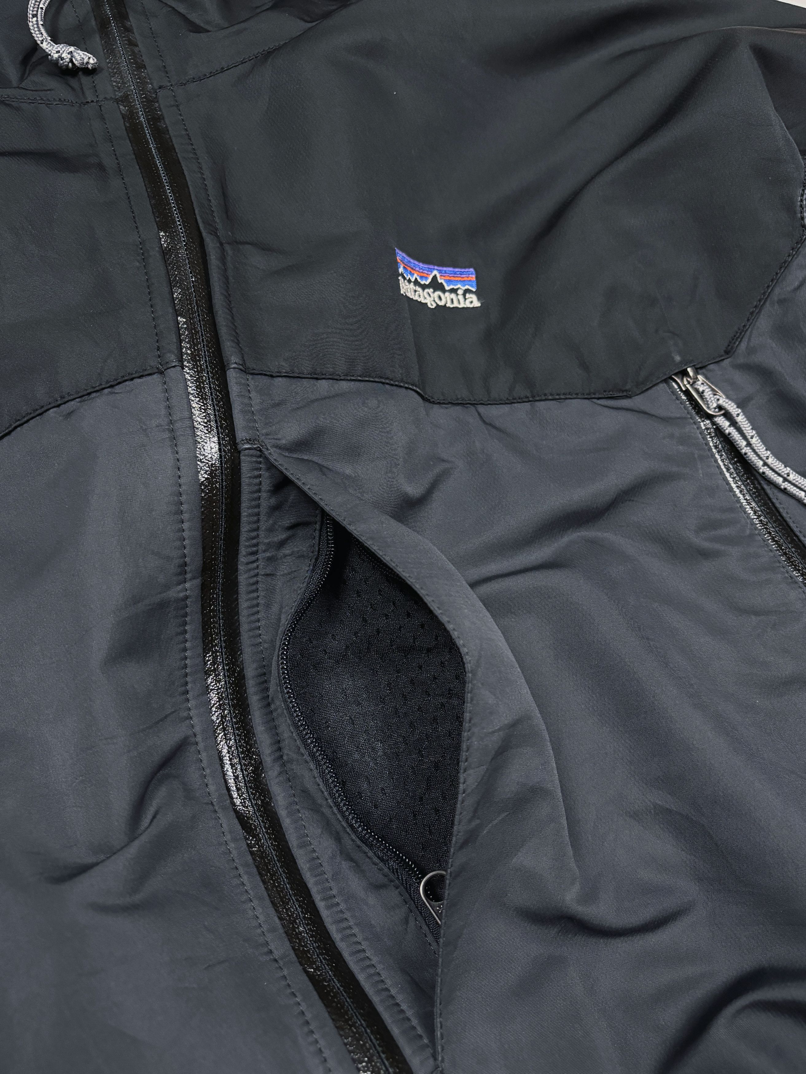 Patagonia Patagonia Essenshell Jacket 2002 black Size US M / EU 48-50 / 2 - 9 Thumbnail