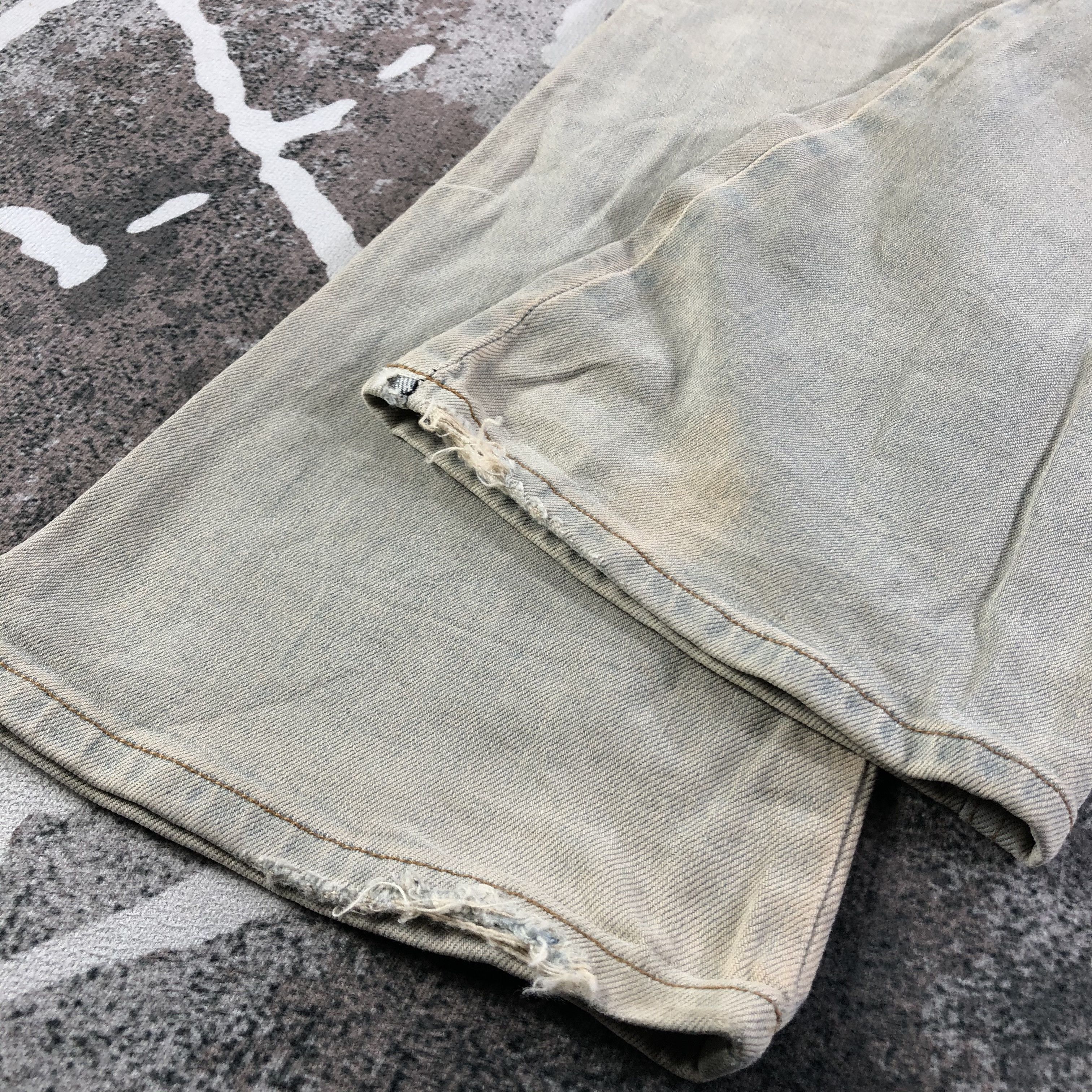 Japanese Brand Vintage Japanese Brand Flared Jeans KJ2076 Size 29" - 5 Thumbnail