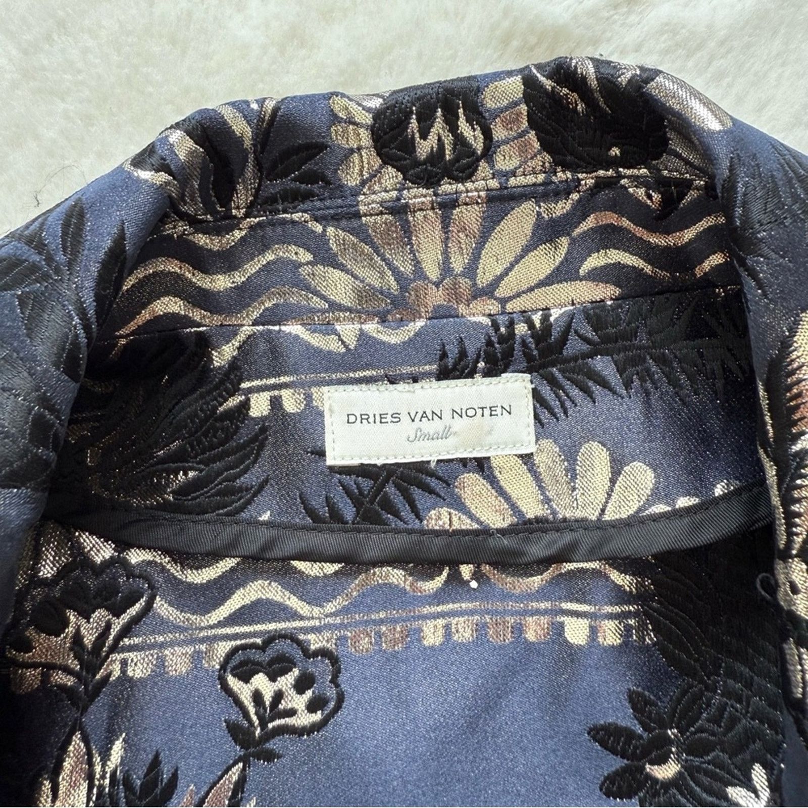 Dries Van Noten Dries Van Noten silk/wool printer coat size S Retail 3600$ Size S / US 4 / IT 40 - 6 Thumbnail