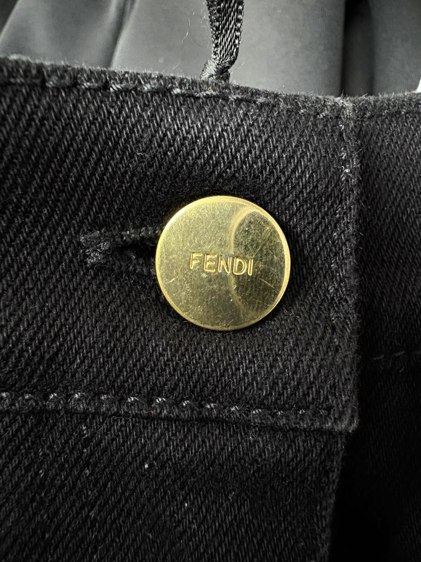 Fendi FENDI Gold Stitch Back Leather Patch Jeans Size US 40 / EU 56 - 4 Thumbnail