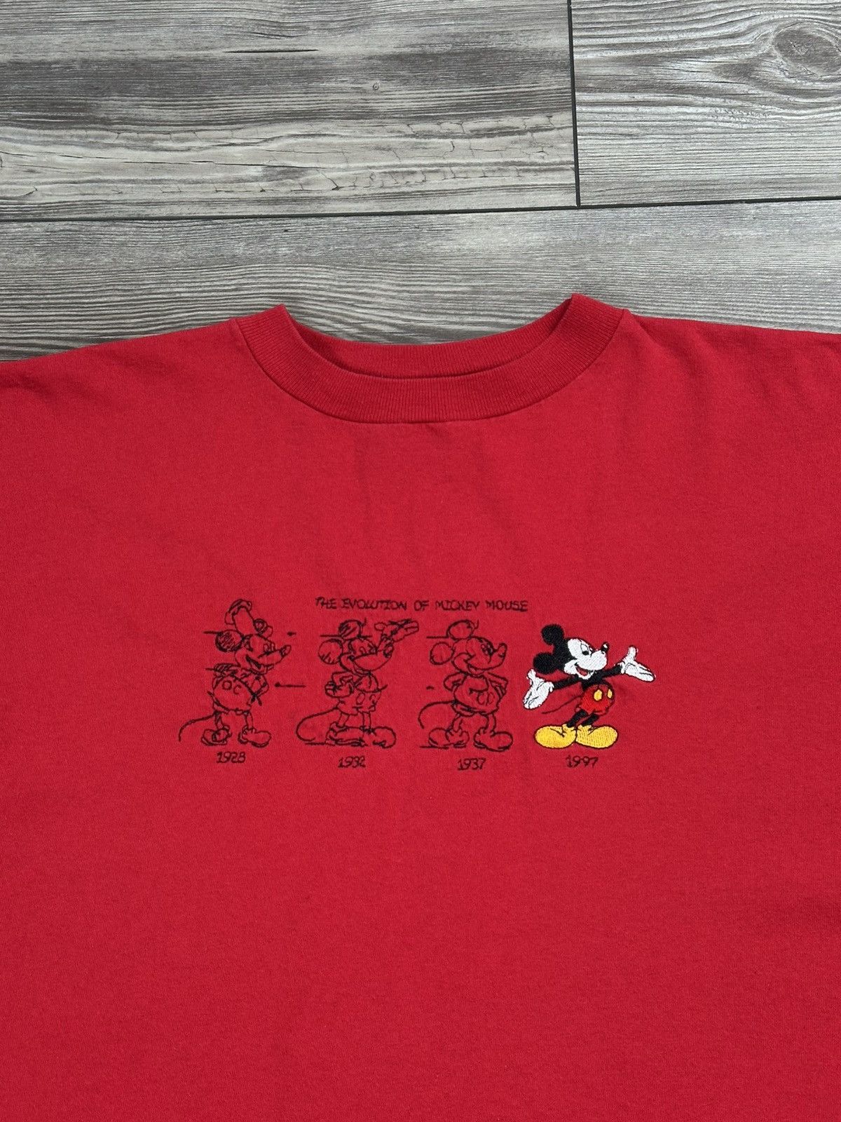 Mickey Mouse Vintage 90’s Evolution Of Mickey Mouse Embroidered T Shirt Size US L / EU 52-54 / 3 - 2 Thumbnail