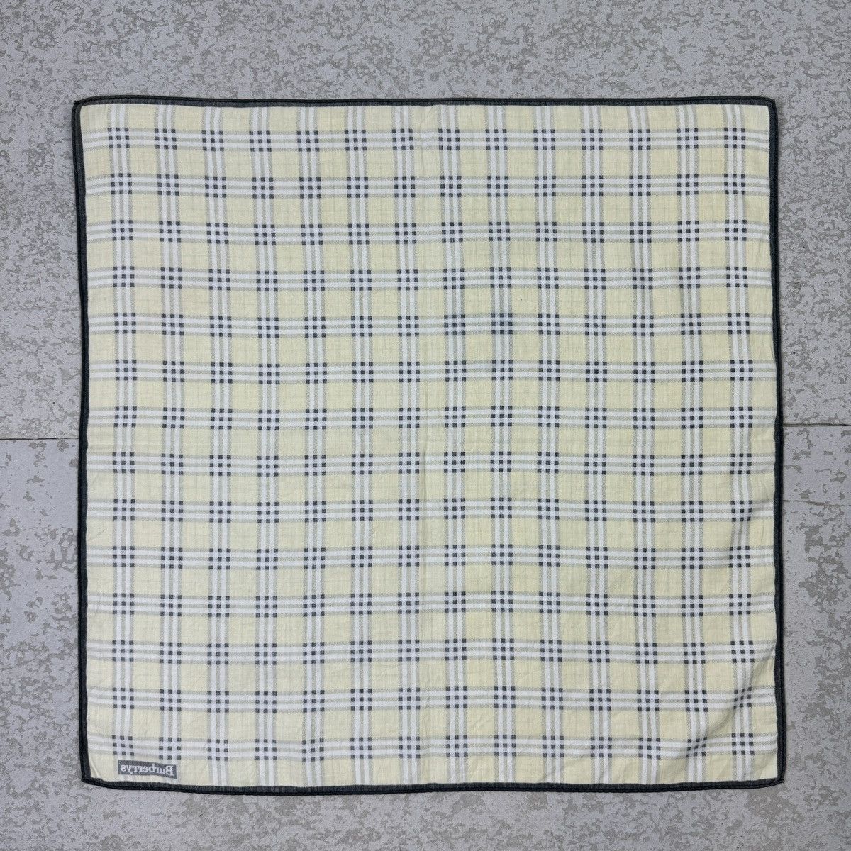 Burberry Vintage Burberrys Handkerchief, Bandana, Neckerchief Size ONE SIZE - 7 Thumbnail