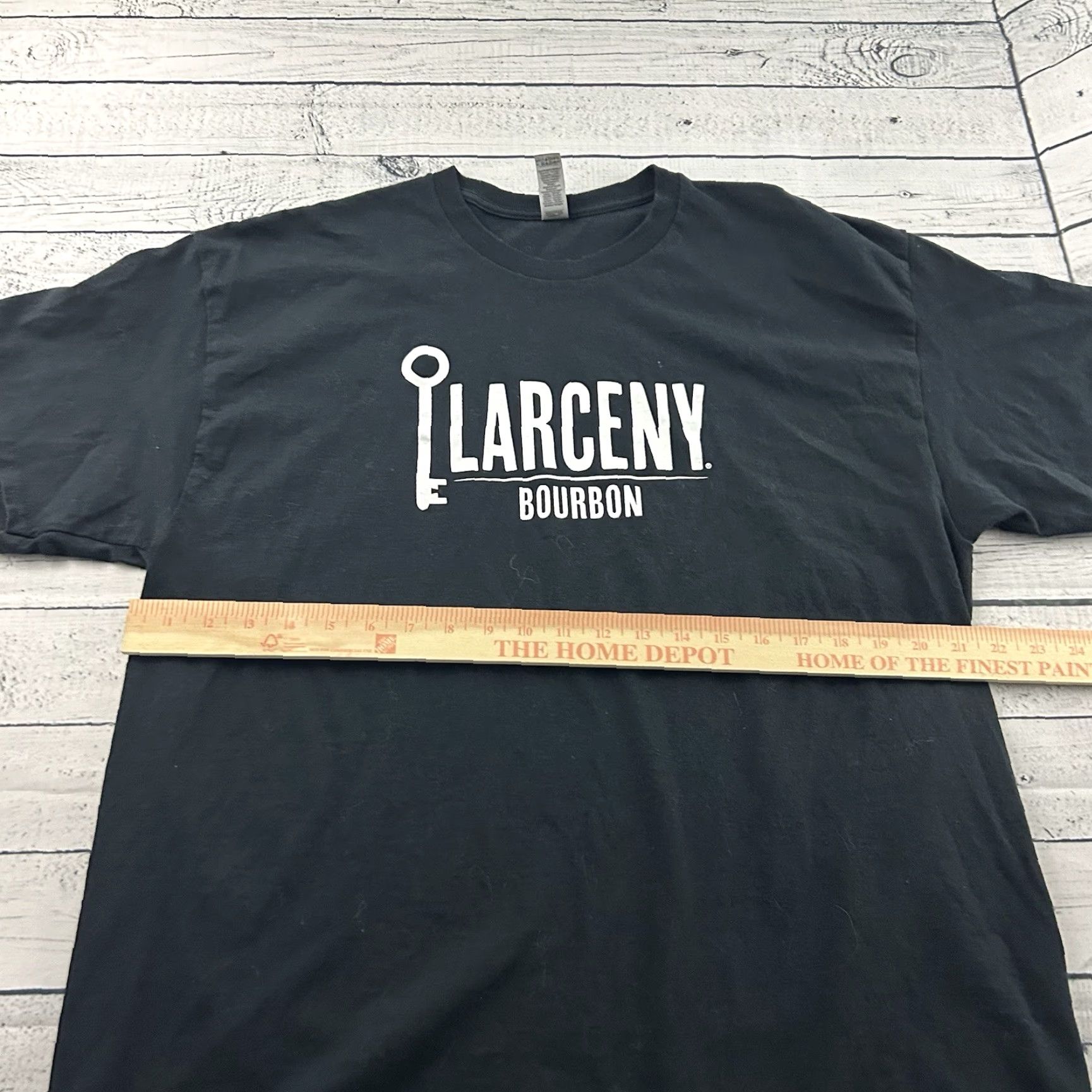 Vintage Larceny Bourbon T-Shirt Men XL Black Short Sleeve Shirt Mens XL Black Size US XL / EU 56 / 4 - 3 Thumbnail