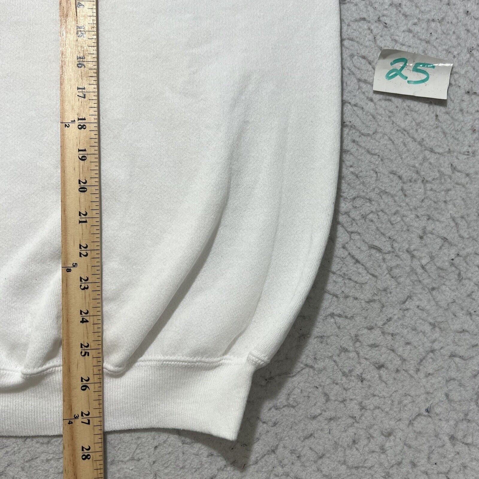 Hanes Vintage Hanes Crewneck Sweatshirt Snowflake Embroidery USA Size XL / US 12-14 / IT 48-50 - 9 Thumbnail