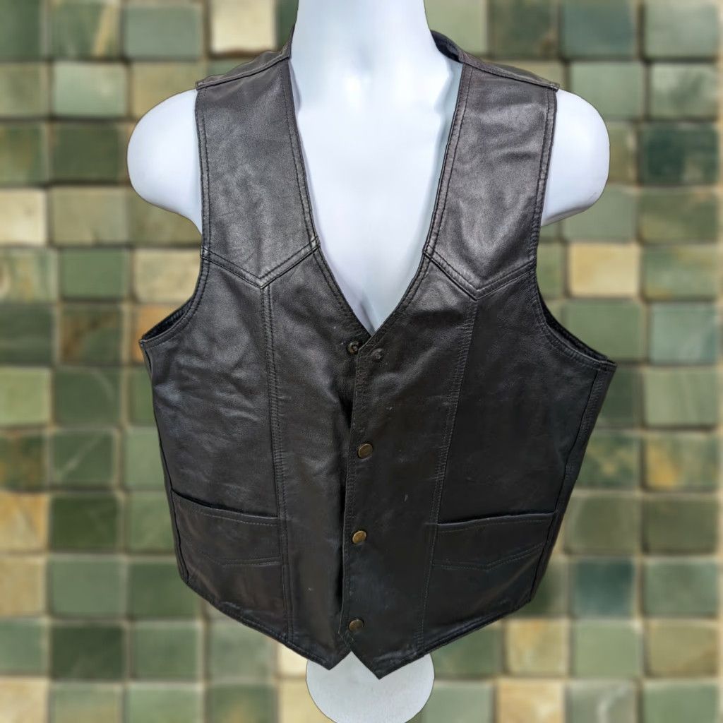 Vintage VINTAGE Dream Apparel USA Bikers Leather Motorcycle Men's Vest 40 M Black Size 44 Pit to Pit 22.5 Length 22.5 (Adult Mens) Size US M / EU 48-50 / 2 - 1 Thumbnail