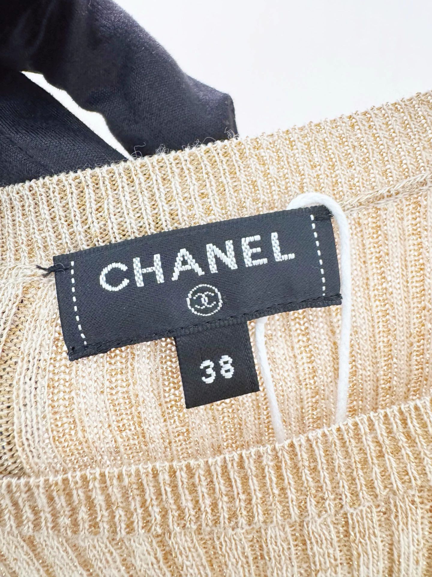 Chanel CHANEL Pre-Owned Beige Knit Short-Sleeve 38 Size S / US 4 / IT 40 - 3 Thumbnail
