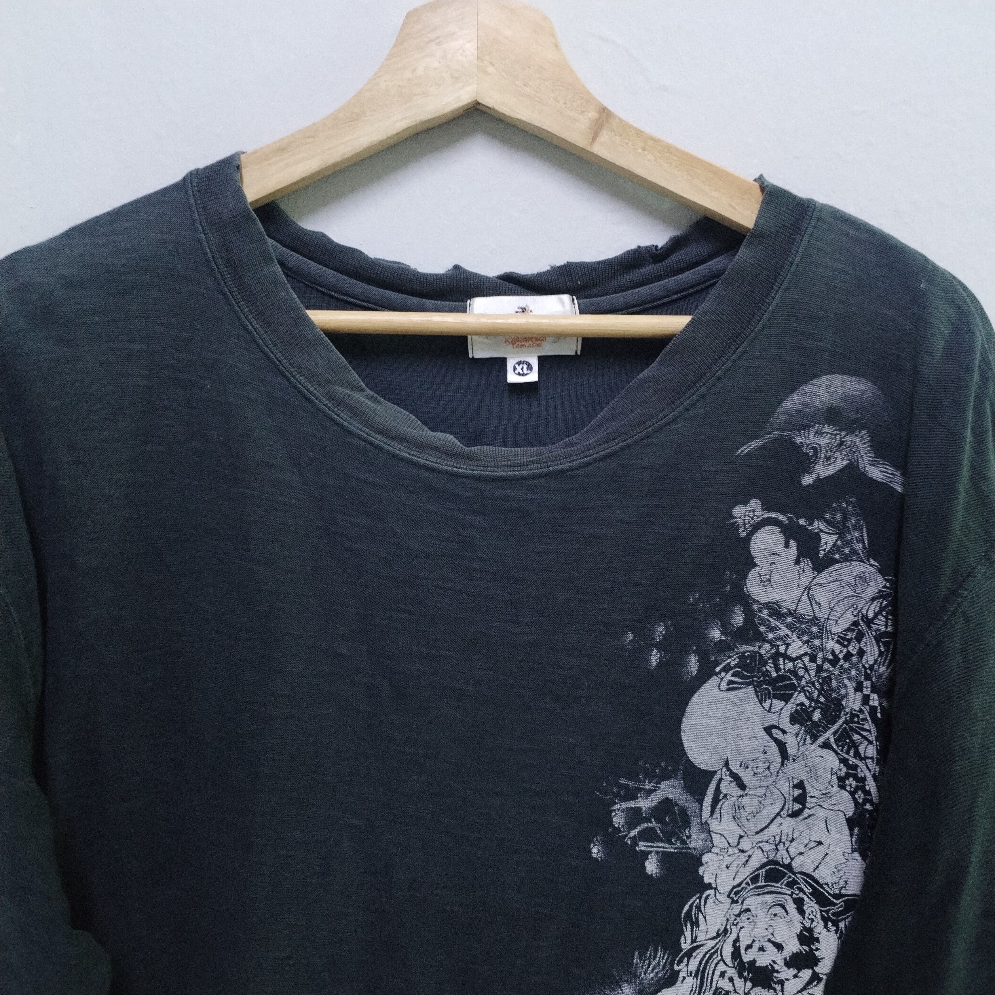 Vintage Thrashed Sun Faded Shirt Distressed punk Band Size US L / EU 52-54 / 3 - 4 Thumbnail