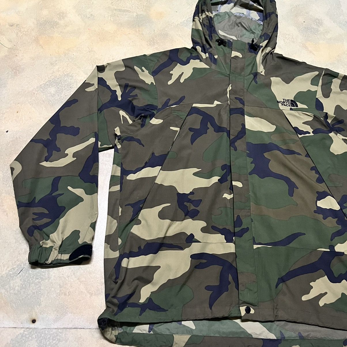 The North Face The North Face Camo Light Jacket Size US S / EU 44-46 / 1 - 4 Thumbnail