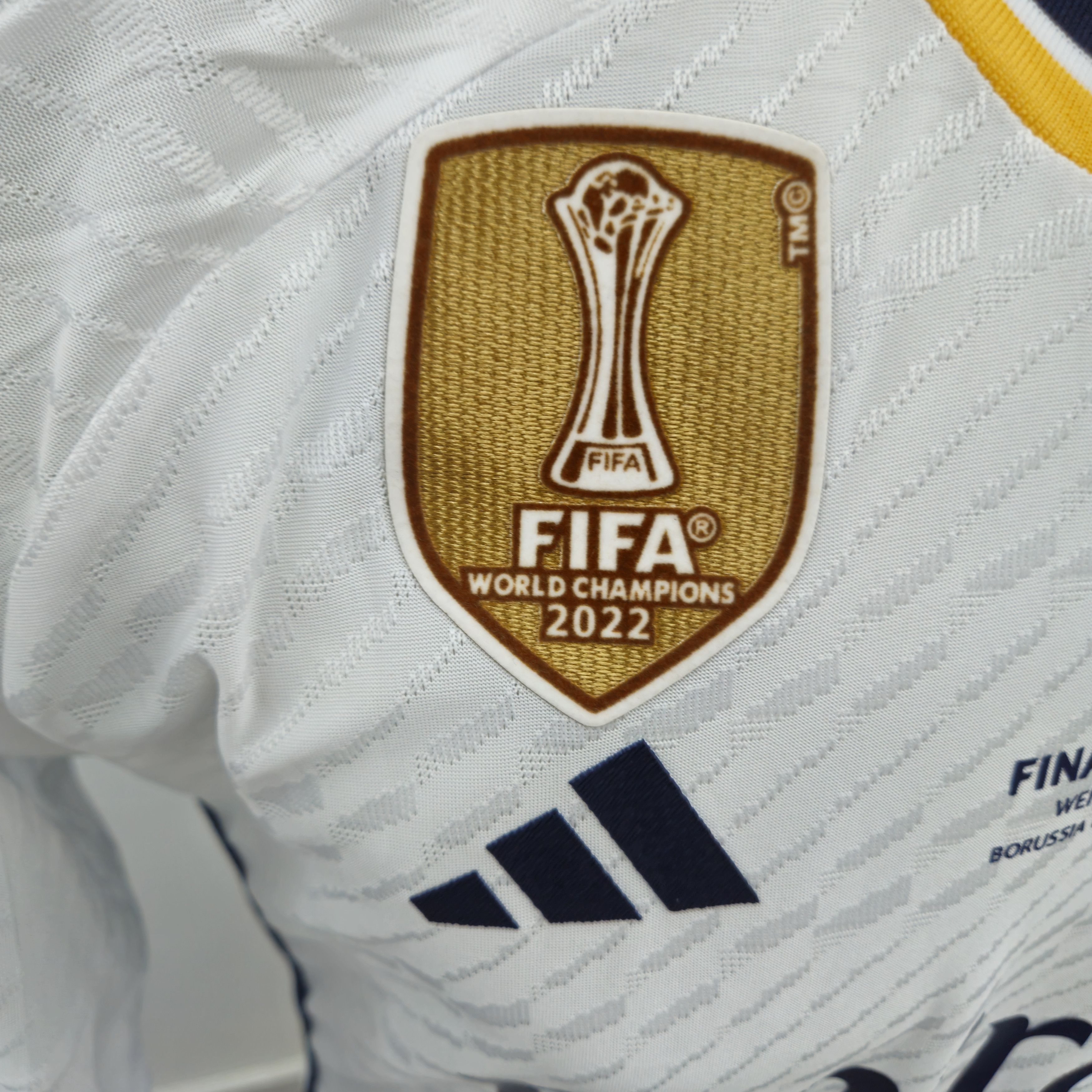 Other REAL MADRID 2023 2024 HOME LONG SLEEVE FINAL LONDON Size US M / EU 48-50 / 2 - 6 Thumbnail