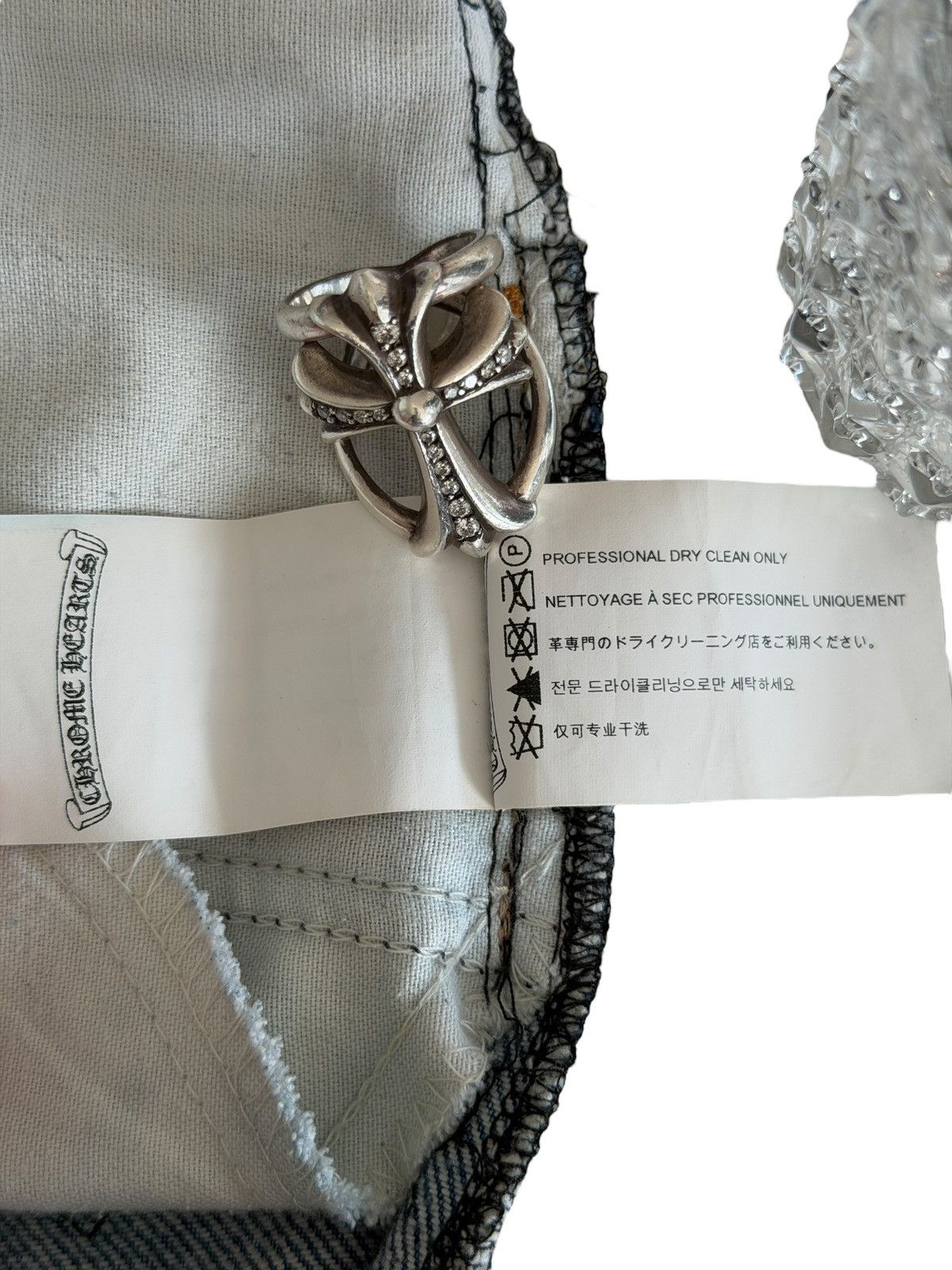 Chrome Hearts Chrome Hearts Light-wash Blue 505 Levi’s Patched Denim Size US 34 / EU 50 - 14 Thumbnail
