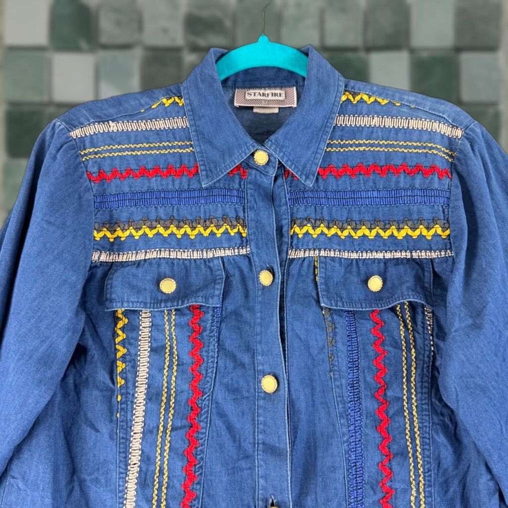 Denime Starfire Button-Up Shirt Womens Medium Blue Denim Embroidered Vintage LS Justin? Size M / US 6-8 / IT 42-44 - 1 Thumbnail