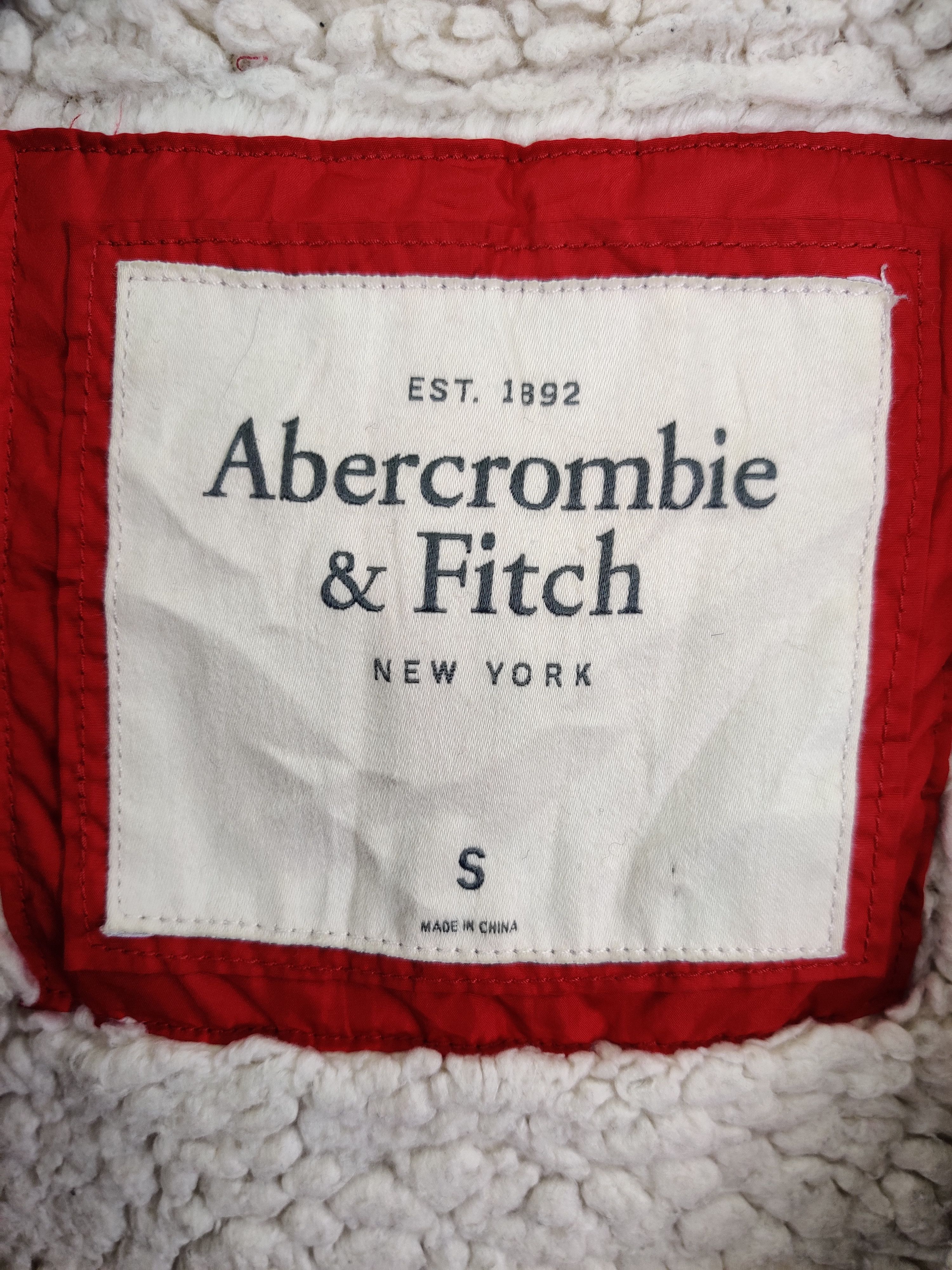 Abercrombie & Fitch Abercrombie & Fitch Quilted Sherpa Hooded Puffer Jacket Size US S / EU 44-46 / 1 - 14 Thumbnail