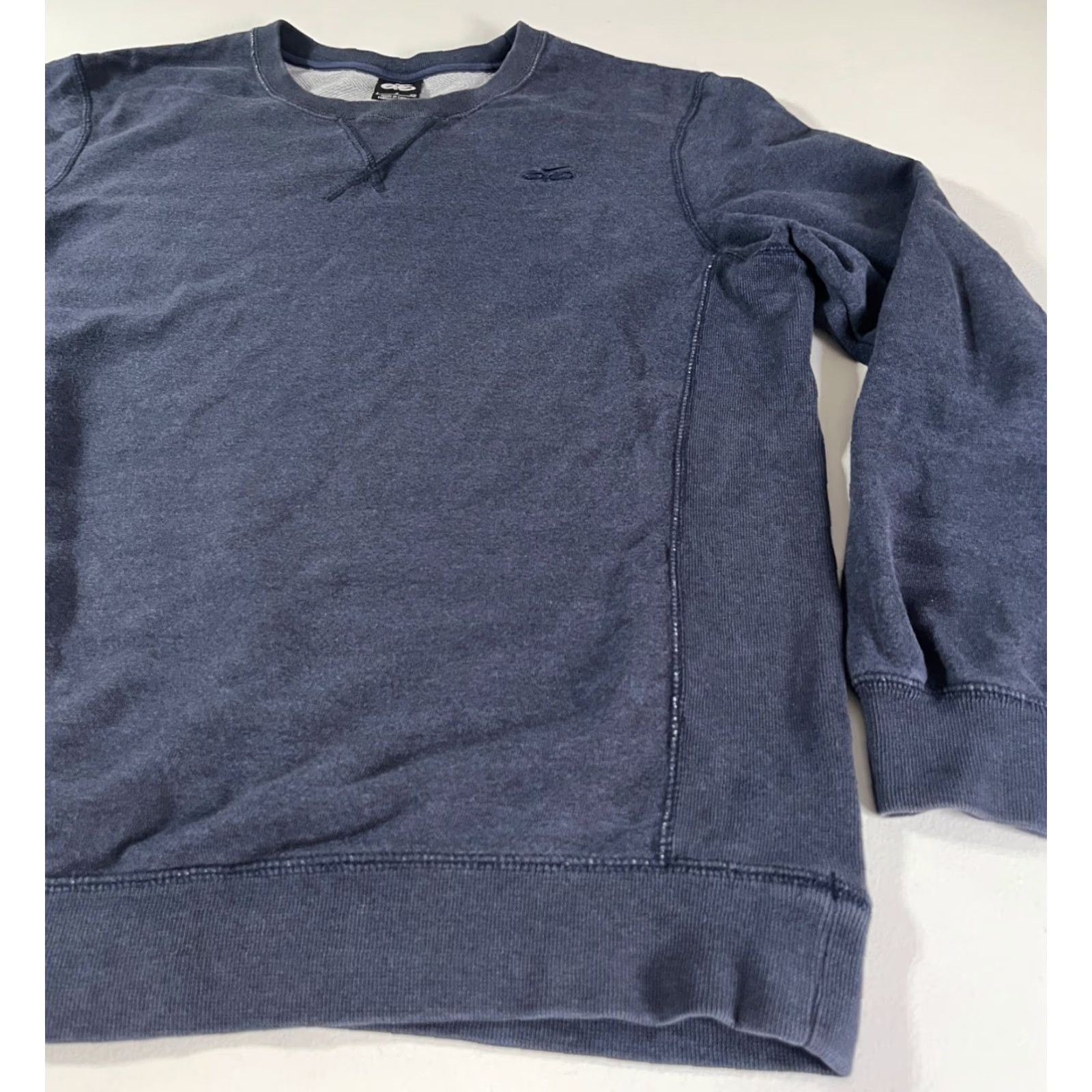 Nike VINTAGE Nike Men's Crewneck Sweatshirt Striped Sz S Blue Logo City Vintage 6.0 Pullover Size US S / EU 44-46 / 1 - 6 Thumbnail