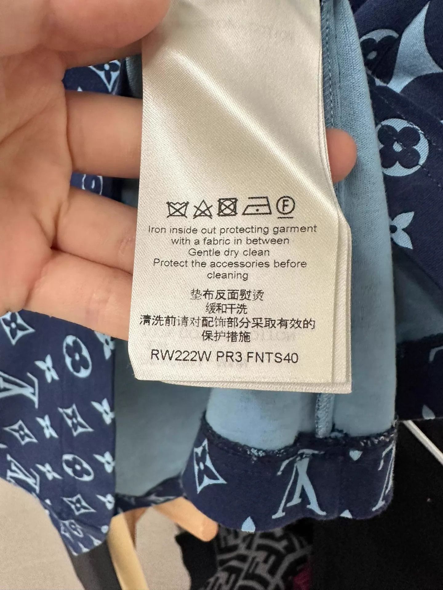 Louis Vuitton Louis Vuitton Monogram SS Tee M 44/98/58 Size M / US 6-8 / IT 42-44 - 5 Thumbnail