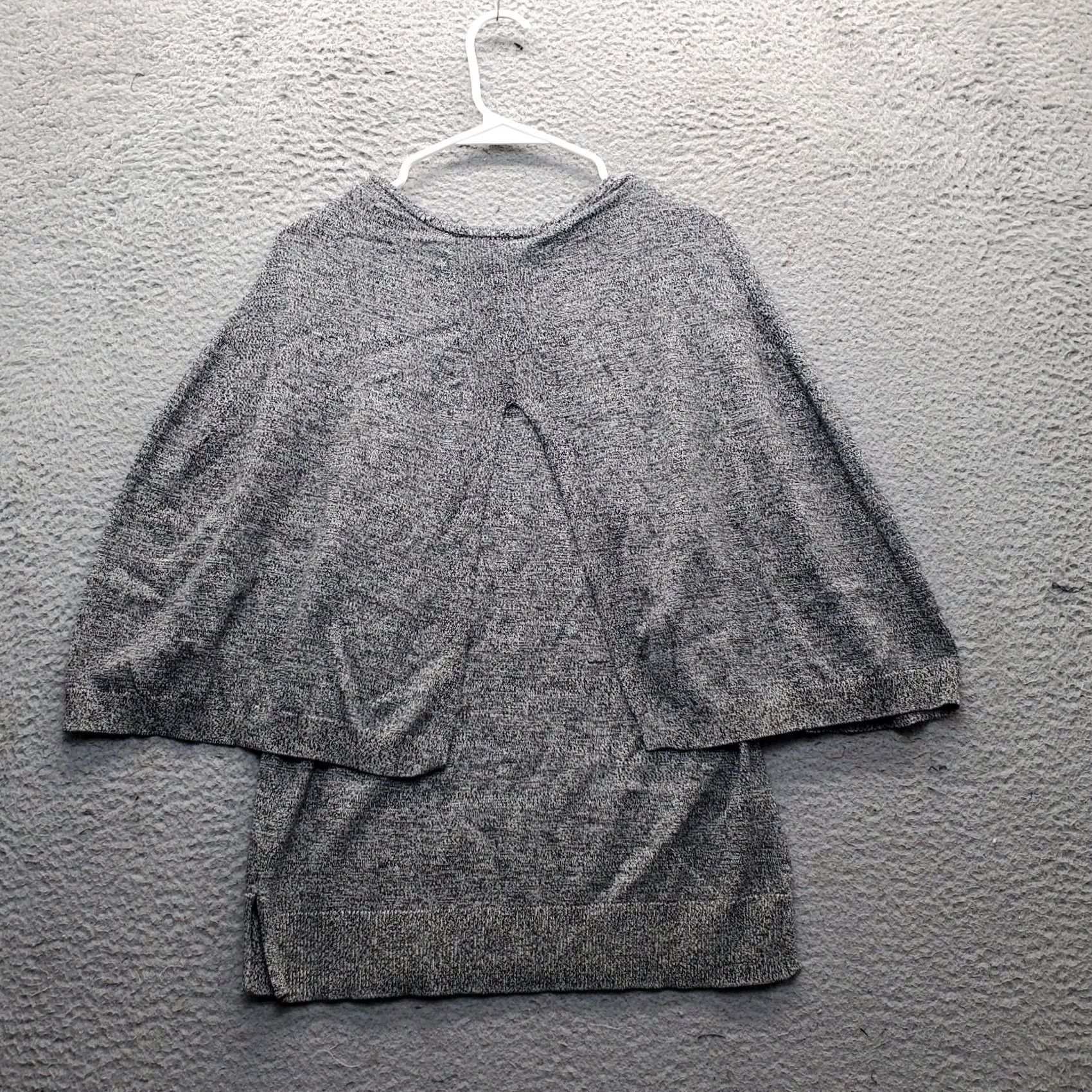 Halston H by Halston Knit Top Womens 2XS Gray Heather Split Bell Sleeve V Neck Shirt Womens Size 2XS Gray Size XXS / US 00 / IT 34 - 2 Thumbnail