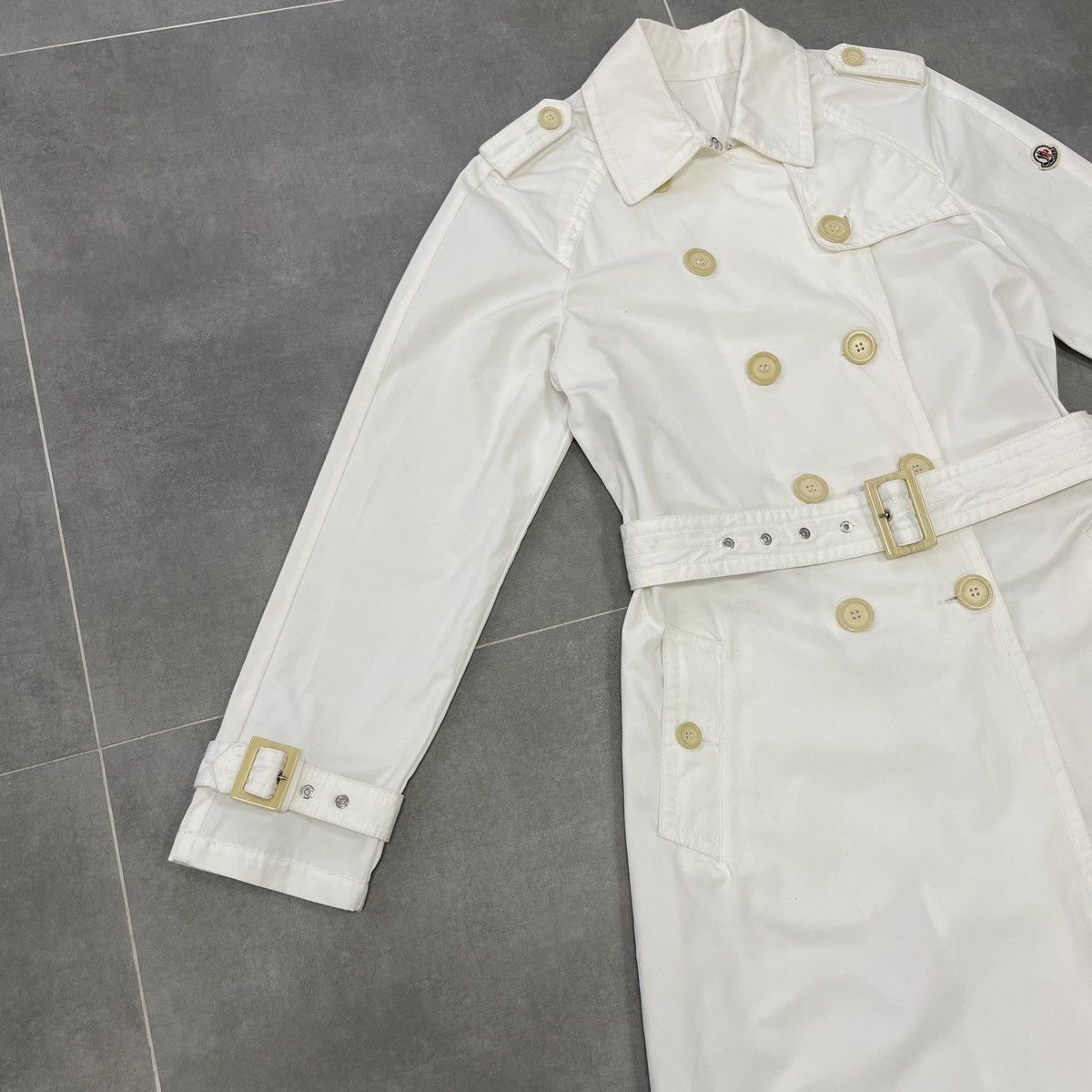 Moncler Authentic Moncler Women Trench Coat Size 2 (M) Size M / US 6-8 / IT 42-44 - 3 Thumbnail
