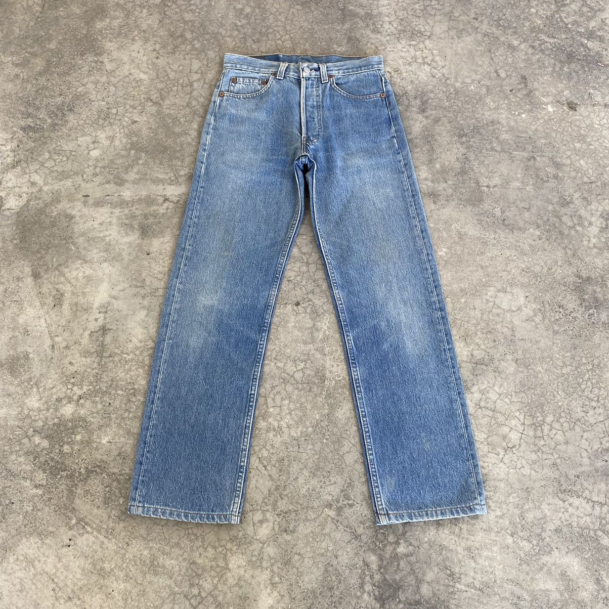 Levi's Vintage Late 80’s Levis 501 Faded Blue Denim Jeans Size US 28 / EU 44 - 2 Thumbnail