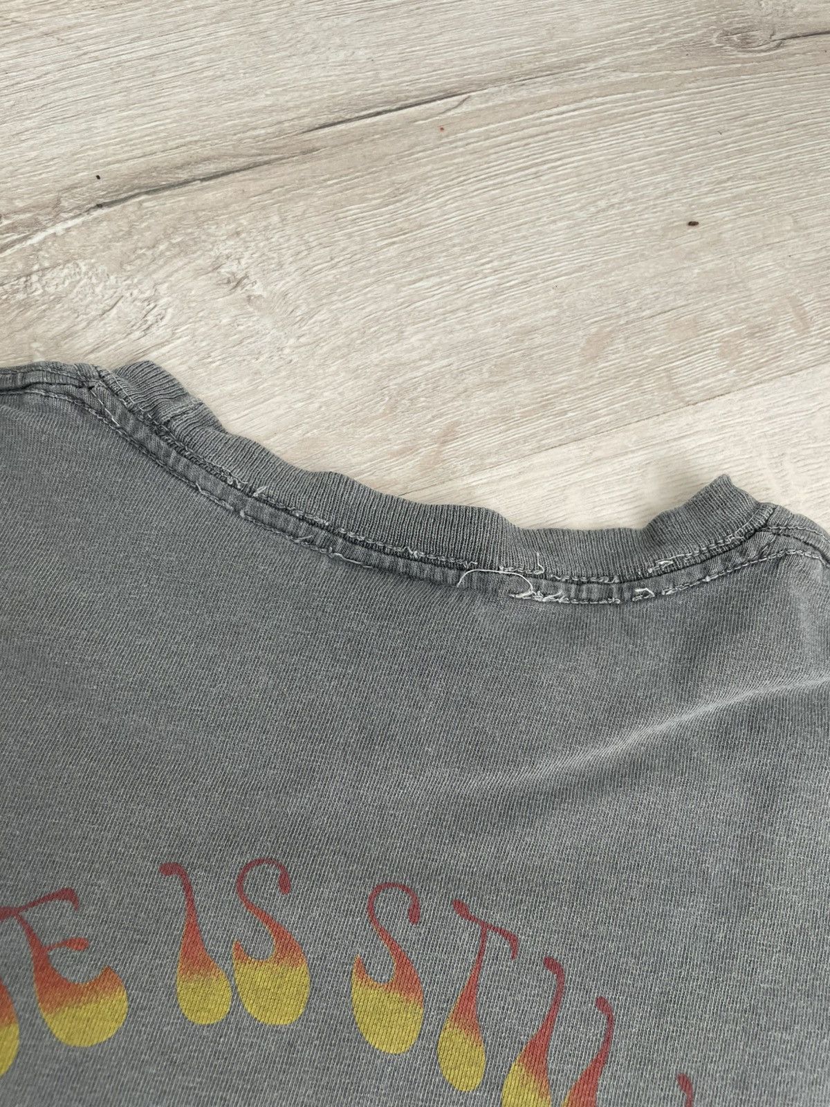 Stussy × Vintage Vintage Stussy Surf Faded T-shirt The Tide Painted Y2k Size US M / EU 48-50 / 2 - 9 Thumbnail