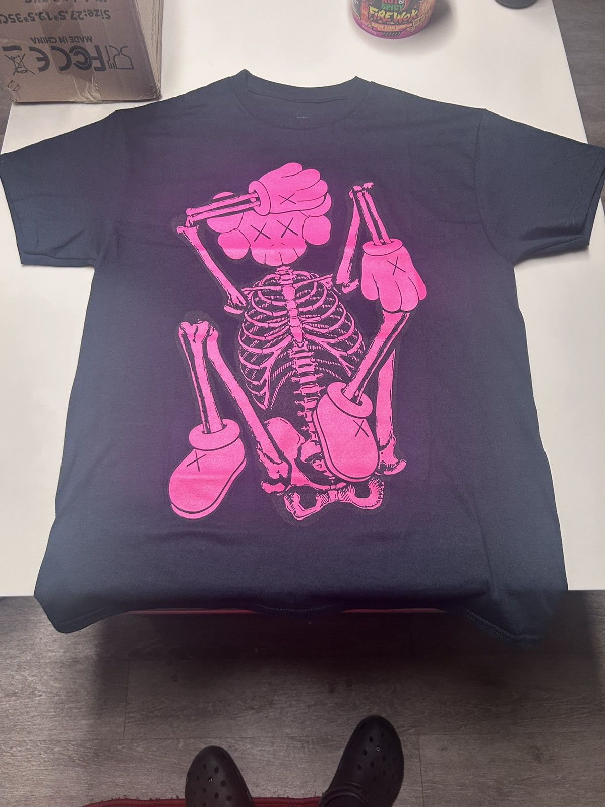 Kaws KAWS SKELETON NEW FICTION T-shirt Size US M / EU 48-50 / 2 - 1 Thumbnail