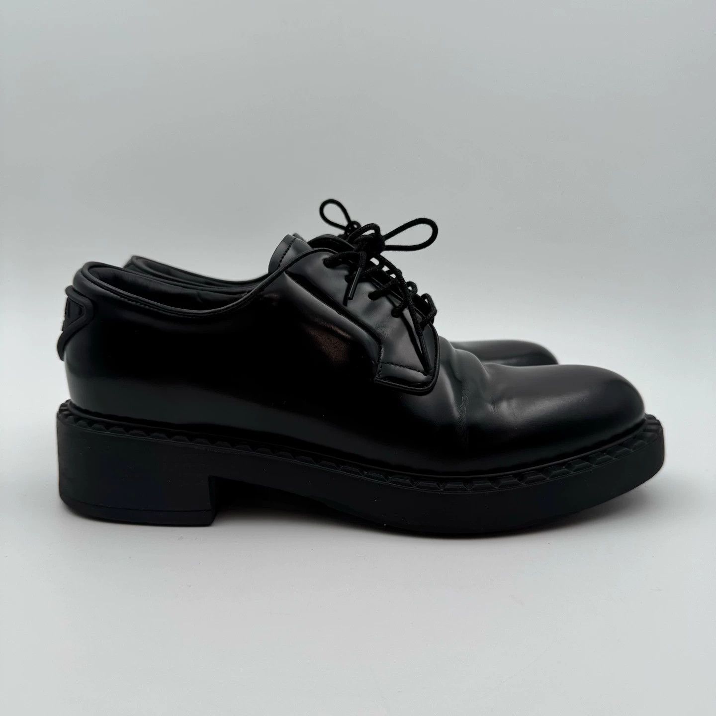 Prada Prada Loafer EU38 Size US 7.5 / IT 37.5 - 1 Thumbnail