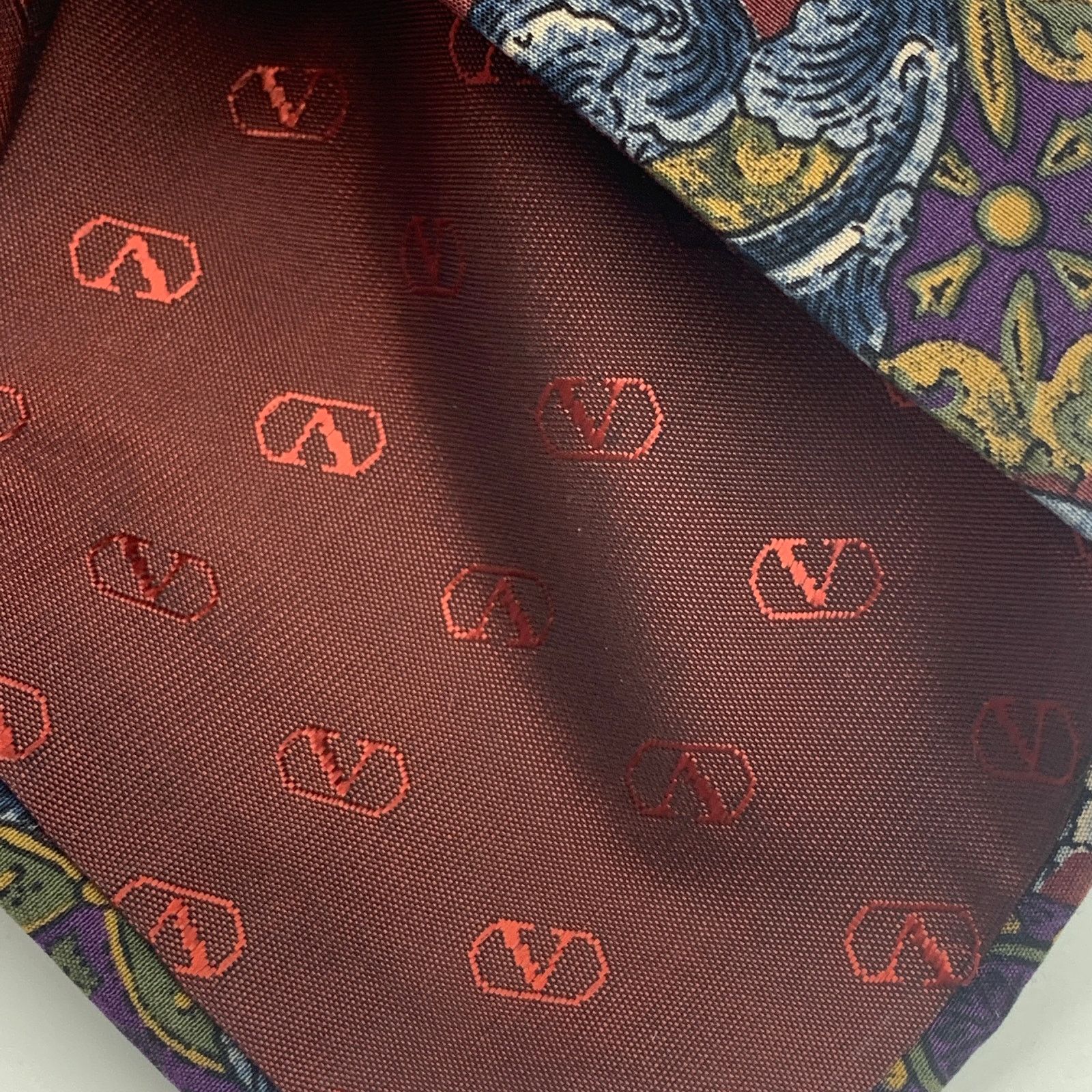 Valentino × Vintage Vintage Valentino Silk Printed Tie Scrolls Motif Red Foulard Size ONE SIZE - 6 Thumbnail