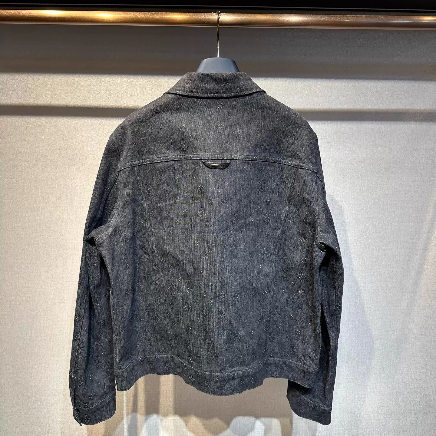 Louis Vuitton Louis Vuitton All Over Monogram Denim Jacket 48 Size US M / EU 48-50 / 2 - 6 Thumbnail