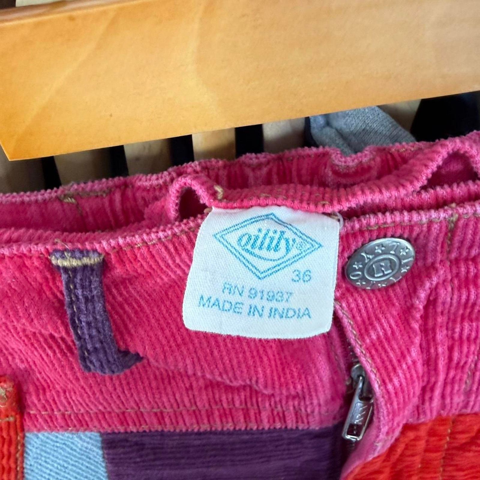 Other Vintage Y2K Women’s Unique Oilily Patchwork Boho Pants Size 30" / US 8 / IT 44 - 8 Thumbnail