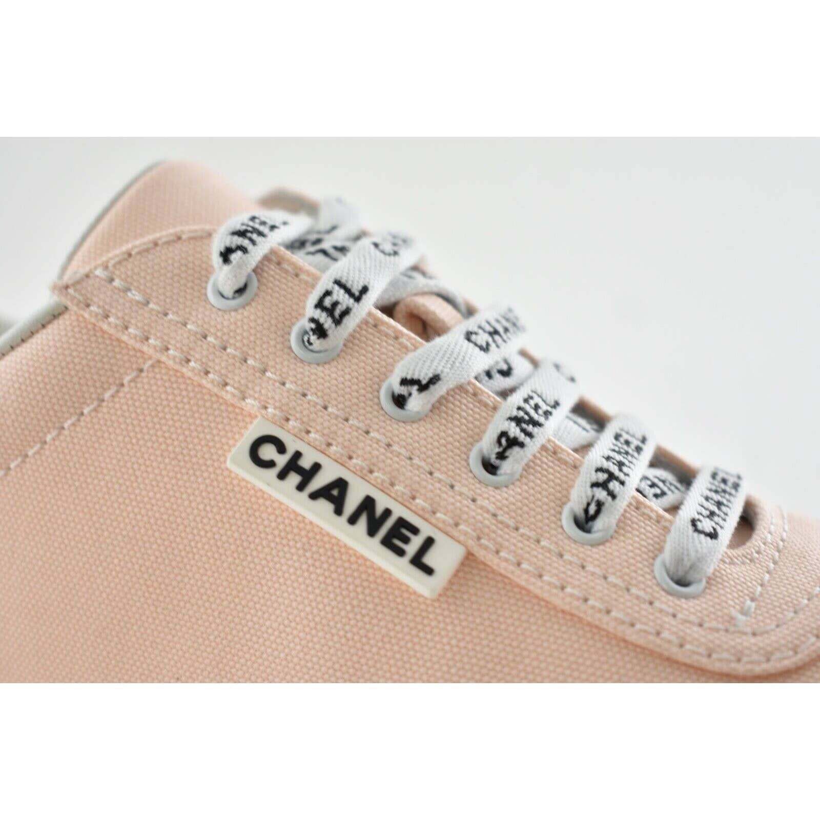 Chanel 19C Weekender Logo Lace Low Flat Runner Trainer Sneaker 40 Size US 10 / IT 40 - 4 Thumbnail
