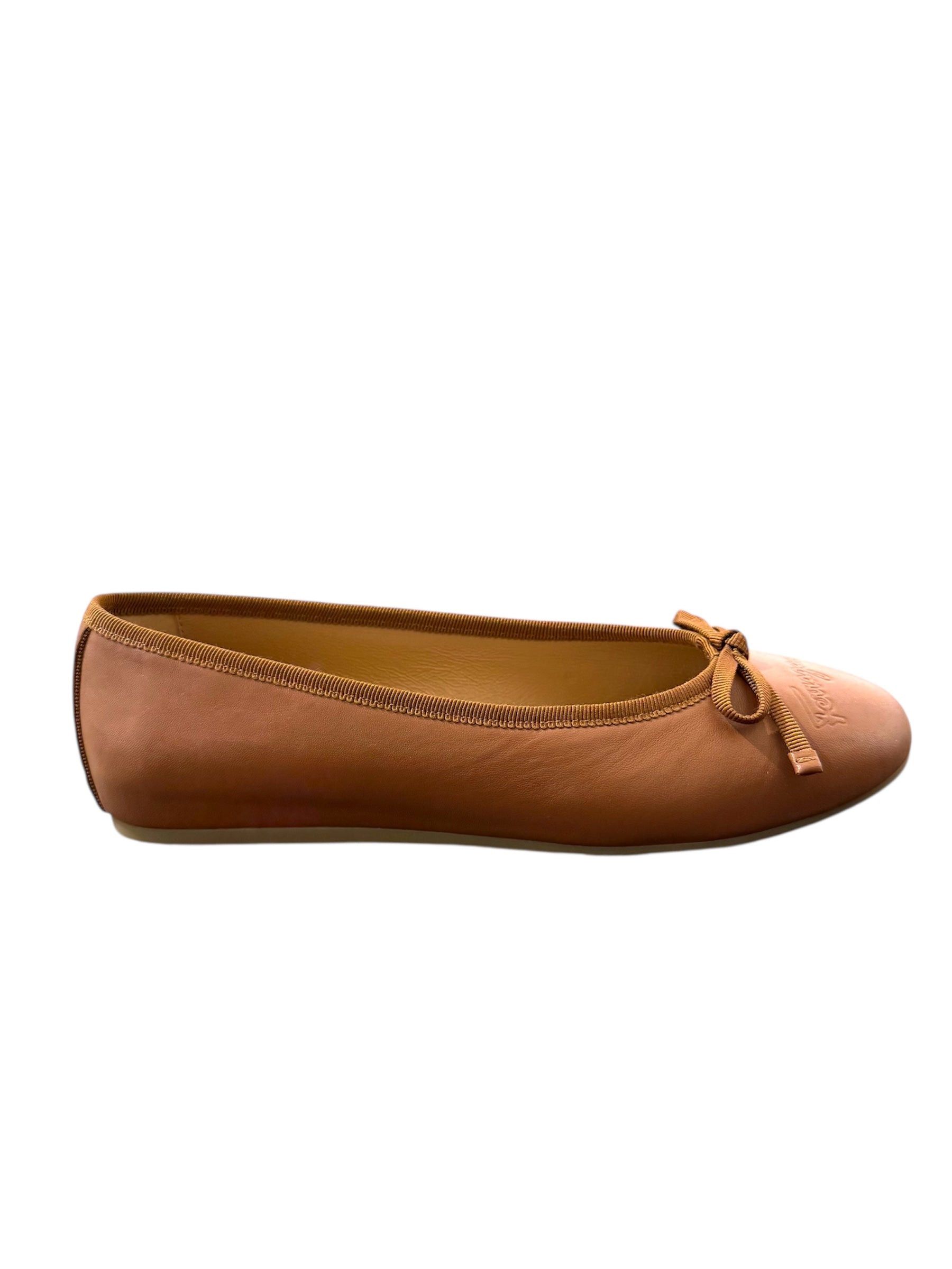 Salvatore Ferragamo Ferragamo Newballet Bow Leather Ballet Flats SIZE 6 Size ONE SIZE - 1 Thumbnail