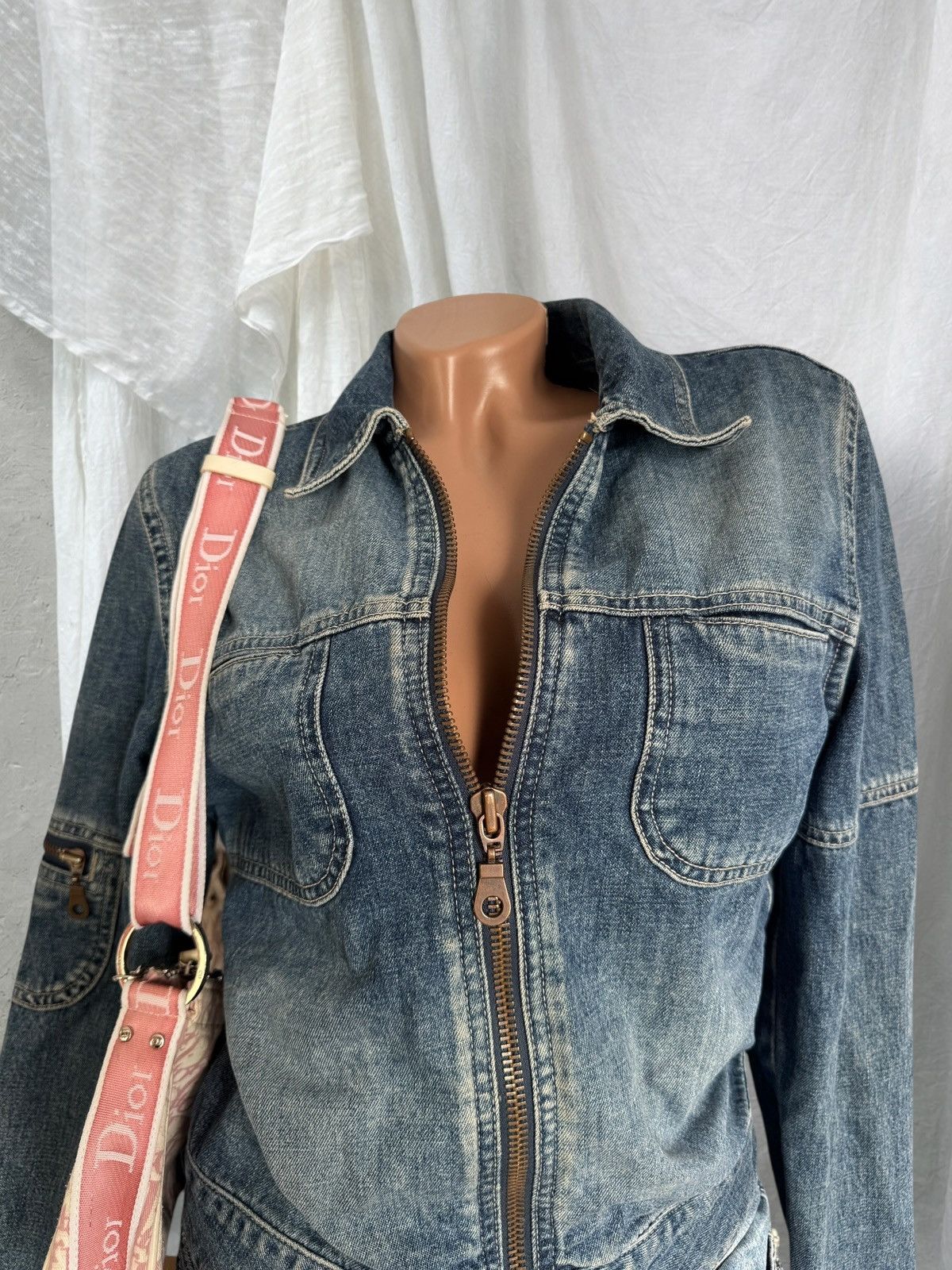 Guess Guess Vintage Washed Denim Zip Jacket Size M / US 6-8 / IT 42-44 - 2 Thumbnail