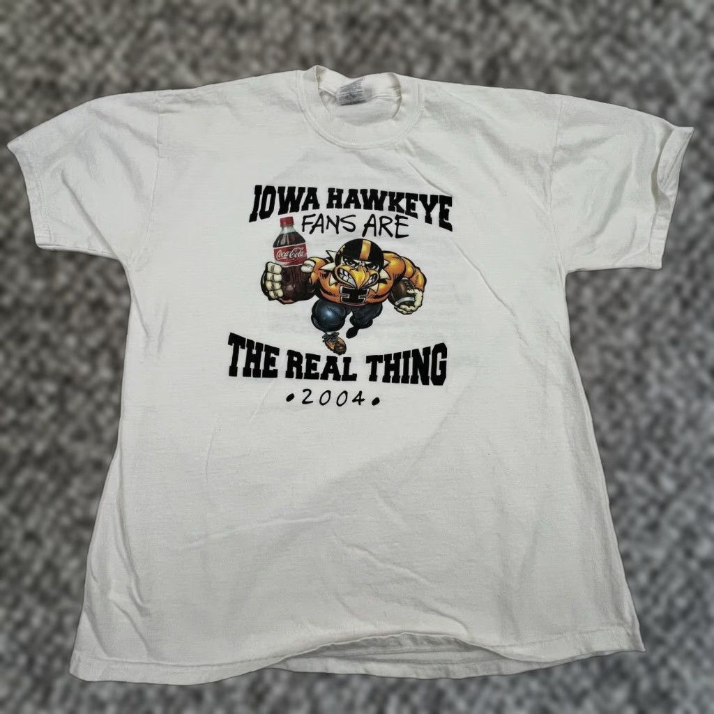 Jerzees VINTAGE JERZEES Iowa Hawkeyes T-Shirt Mens XL White 2004 Graphic College Size US XL / EU 56 / 4 - 1 Thumbnail