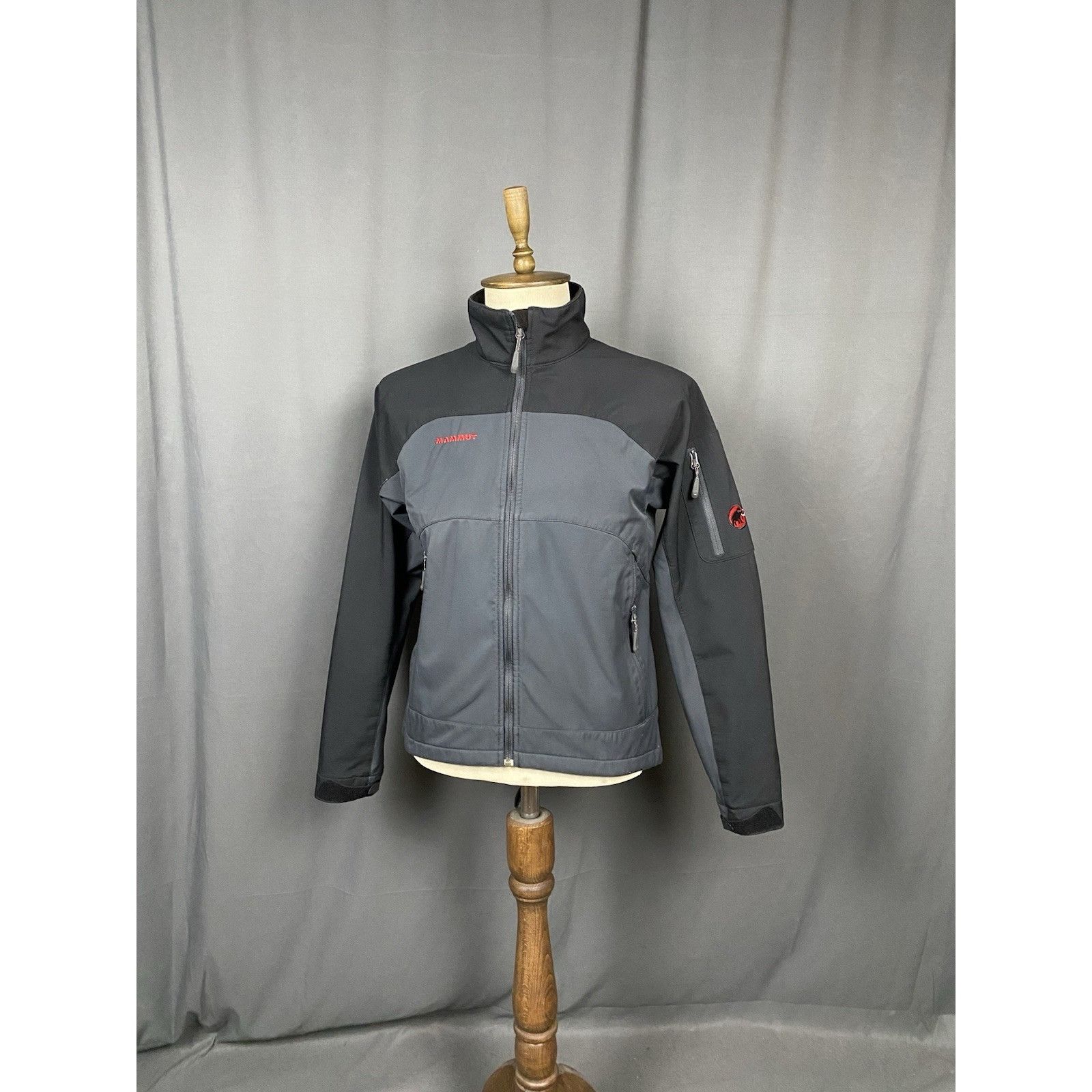 Mammut Mammut Men's Gray Windbreaker Softshell Jacket Size M Size US M / EU 48-50 / 2 - 2 Thumbnail