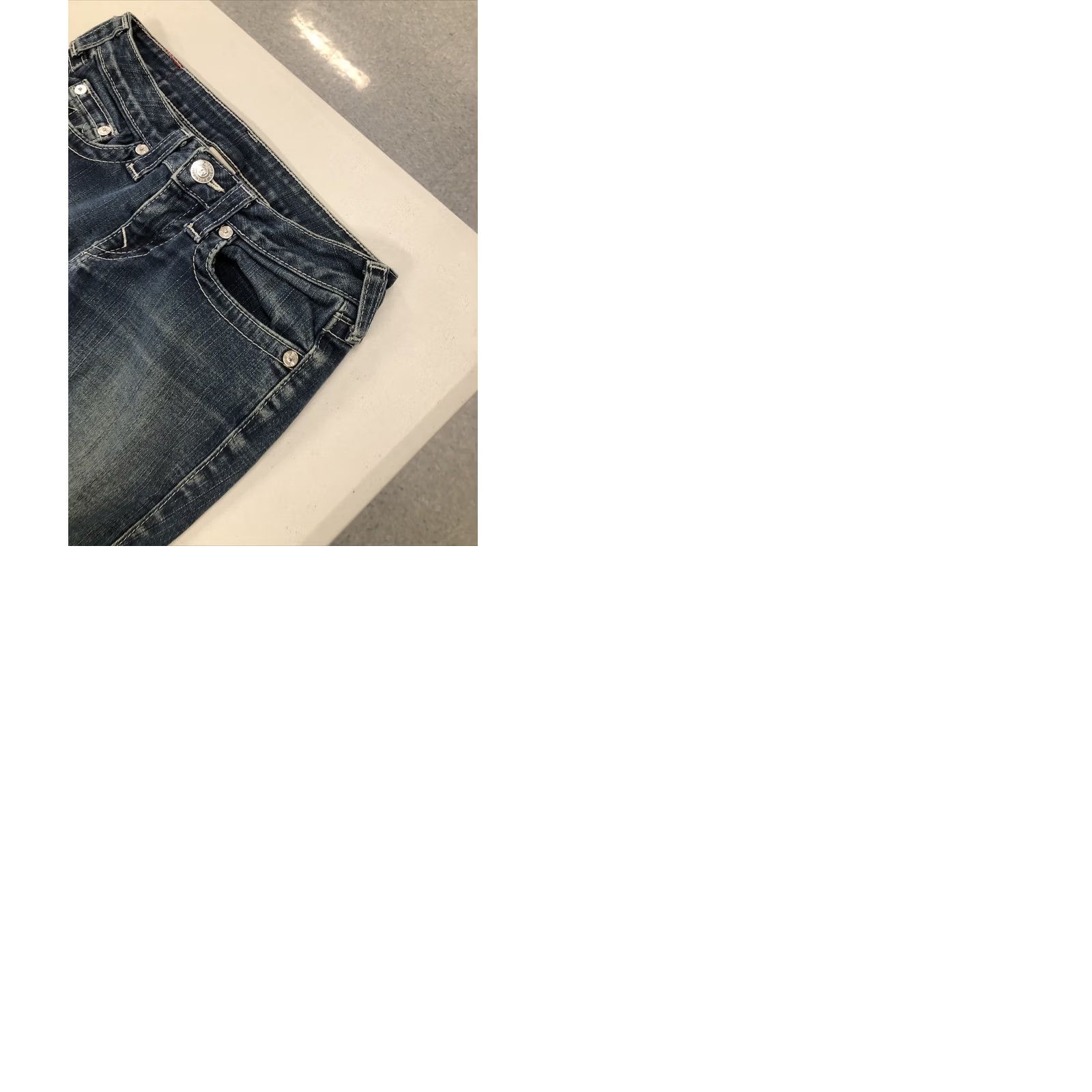 True Religion True Religion Jeans Johnny RN# 112790 CA# 30427 Size 30x29 Stretch Womens Jeans Fashion Blue 5-Pocket Regular Fit World Tour Jeans Size 27" / US 4 / IT 40 - 9 Thumbnail