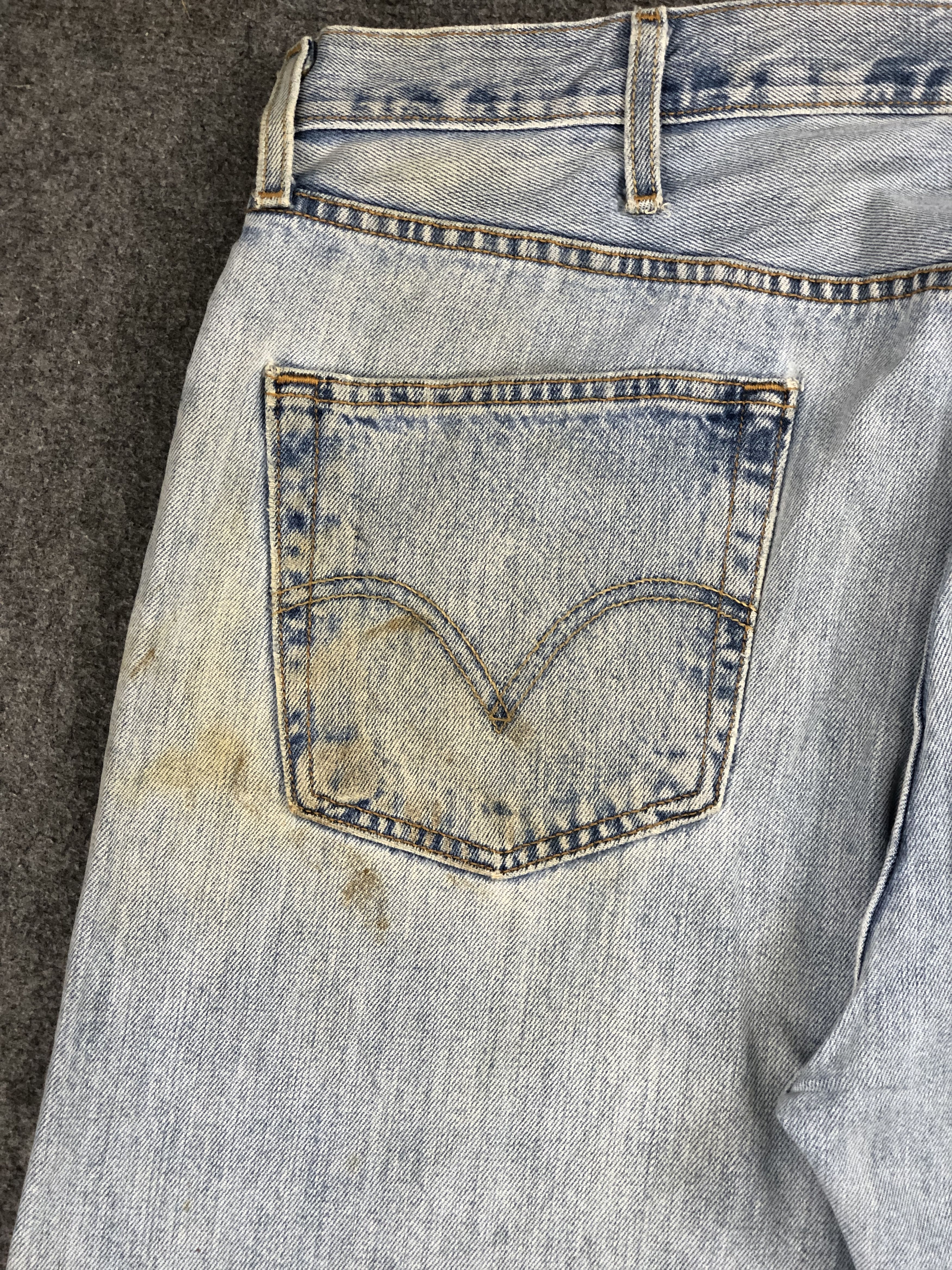 Levi's Vintage Levis 501 Light Washed Jeans DP2262 Size US 40 / EU 56 - 16 Thumbnail
