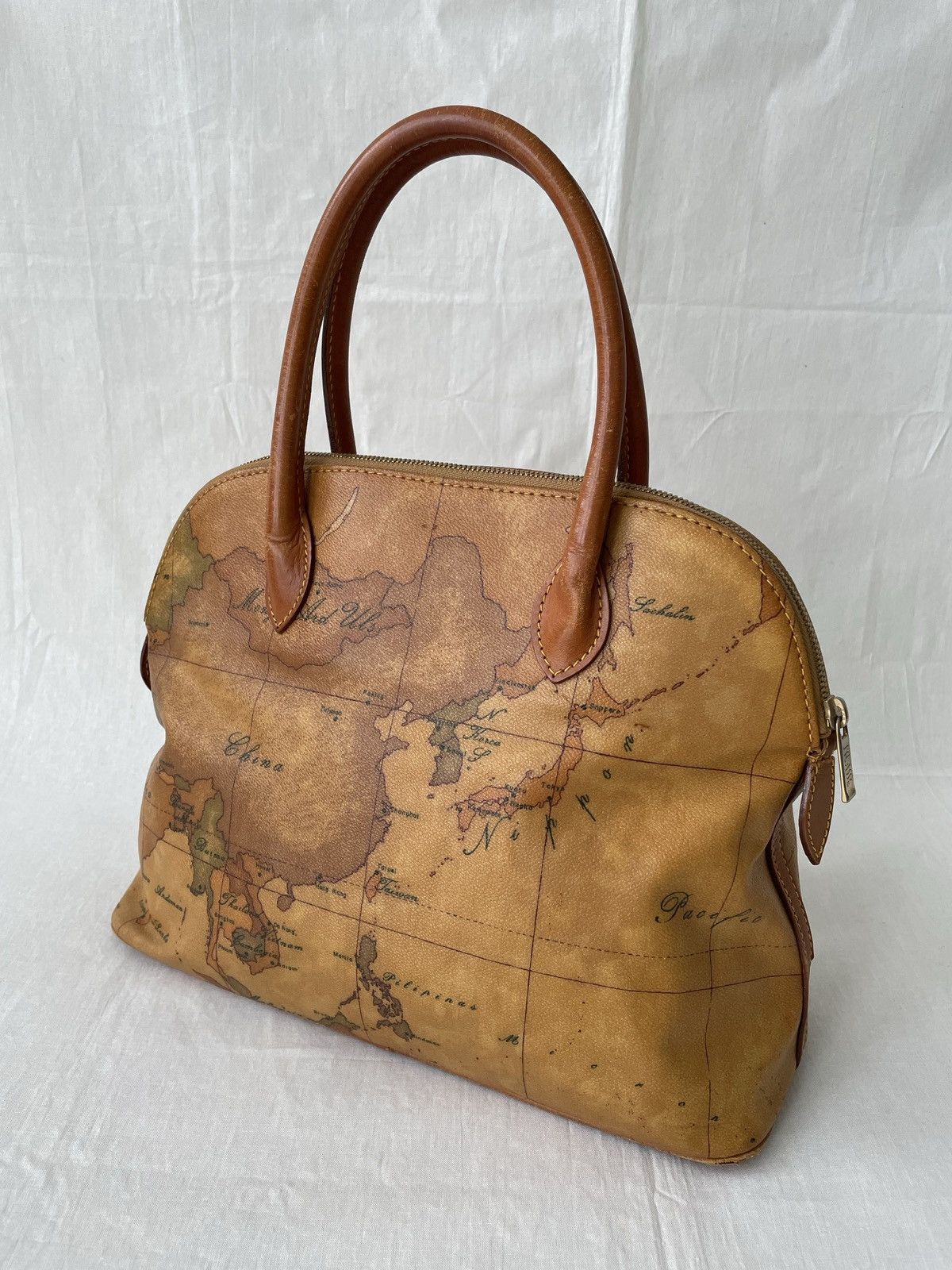 Alviero Martini Vintage Alviero Martini Alma Handbag Size ONE SIZE - 2 Thumbnail